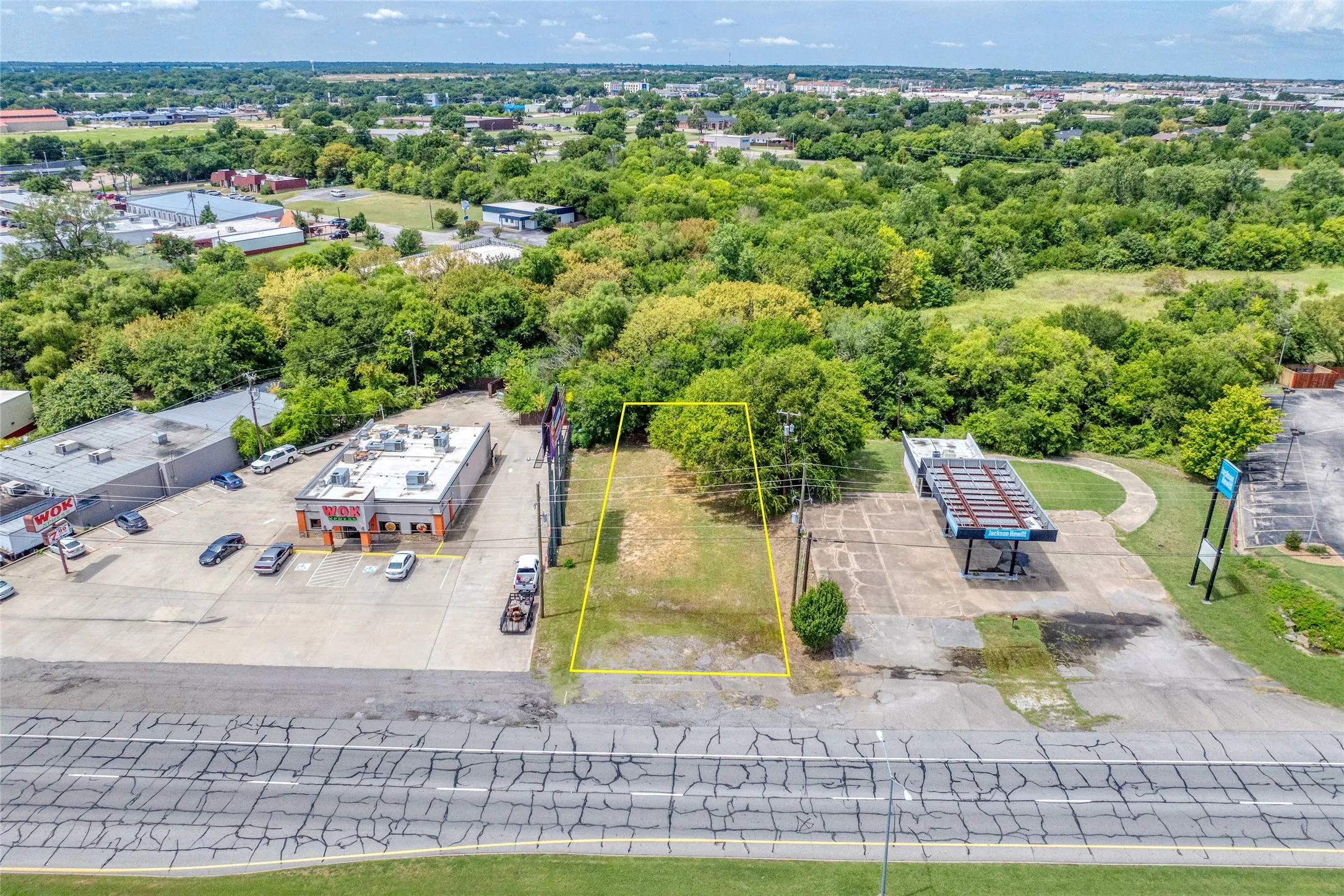 Unimproved Land For Sale in Grayson County , 2012 Texoma Parkway, Sherman, Texas 75090, 0, 0, Garage spaces, 0 Sqft, built in 1956, mls#21397602, Real Estate Agent in Sherman, Homes For Sale in Grayson county, Homes For Sale in Sherman, Realtor in Sherman Texas, Real Estate Brokerage Independent Realty Texas, Luminita Cordes Realtor