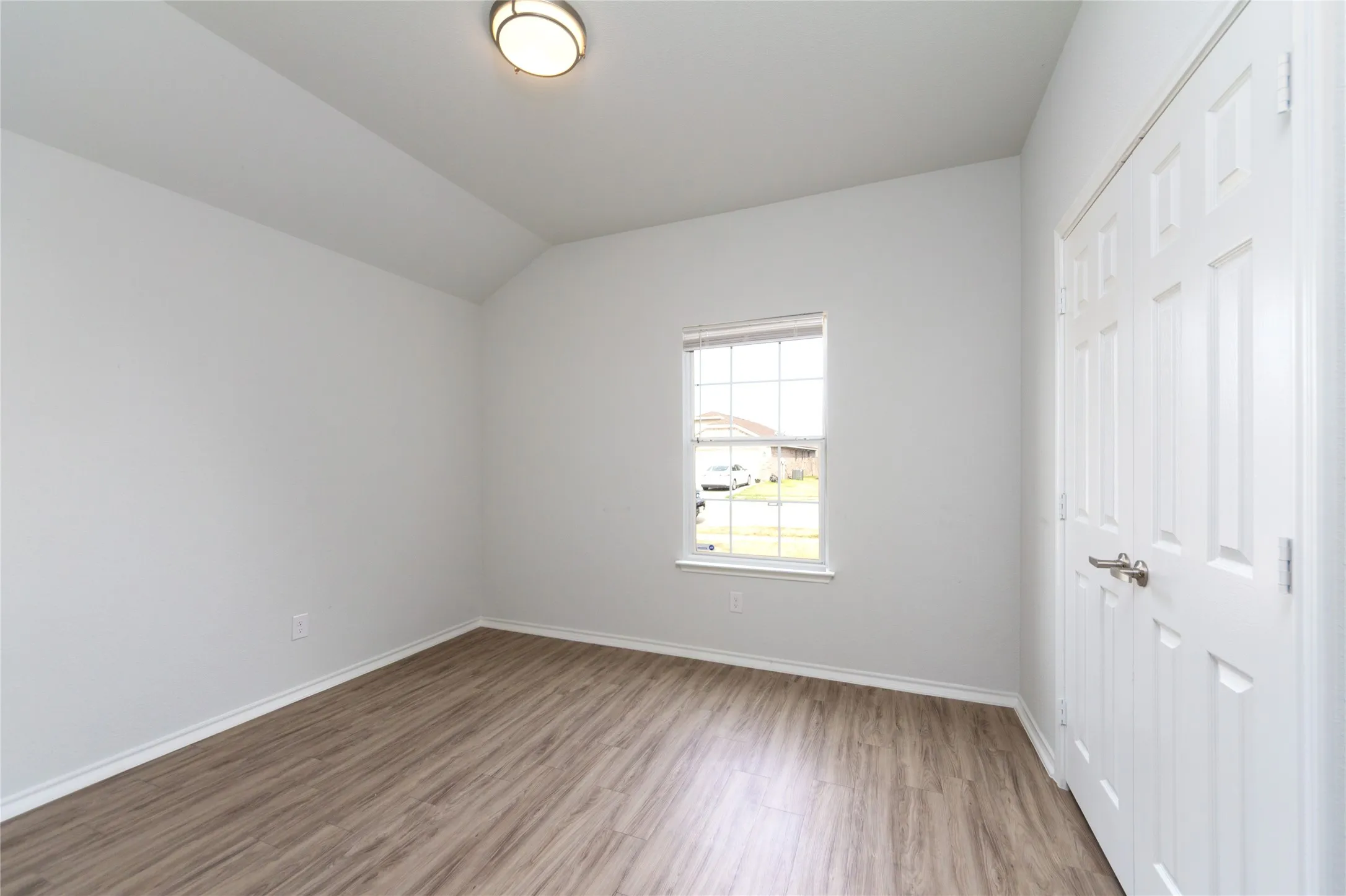 Single Family Residence For Rent in Tarrant County , 3928 Orcas Street, Fort Worth, Texas 76106, 3 Bedroom, 2 Bathroom, 2 Garage spaces, 1,410 Sqft, built in 2009, mls#21396335, Real Estate Agent in Fort Worth, Homes For Rent in Tarrant county, Homes For Rent in Fort Worth, Realtor in Fort Worth Texas, Real Estate Brokerage Independent Realty Texas, Luminita Cordes Realtor