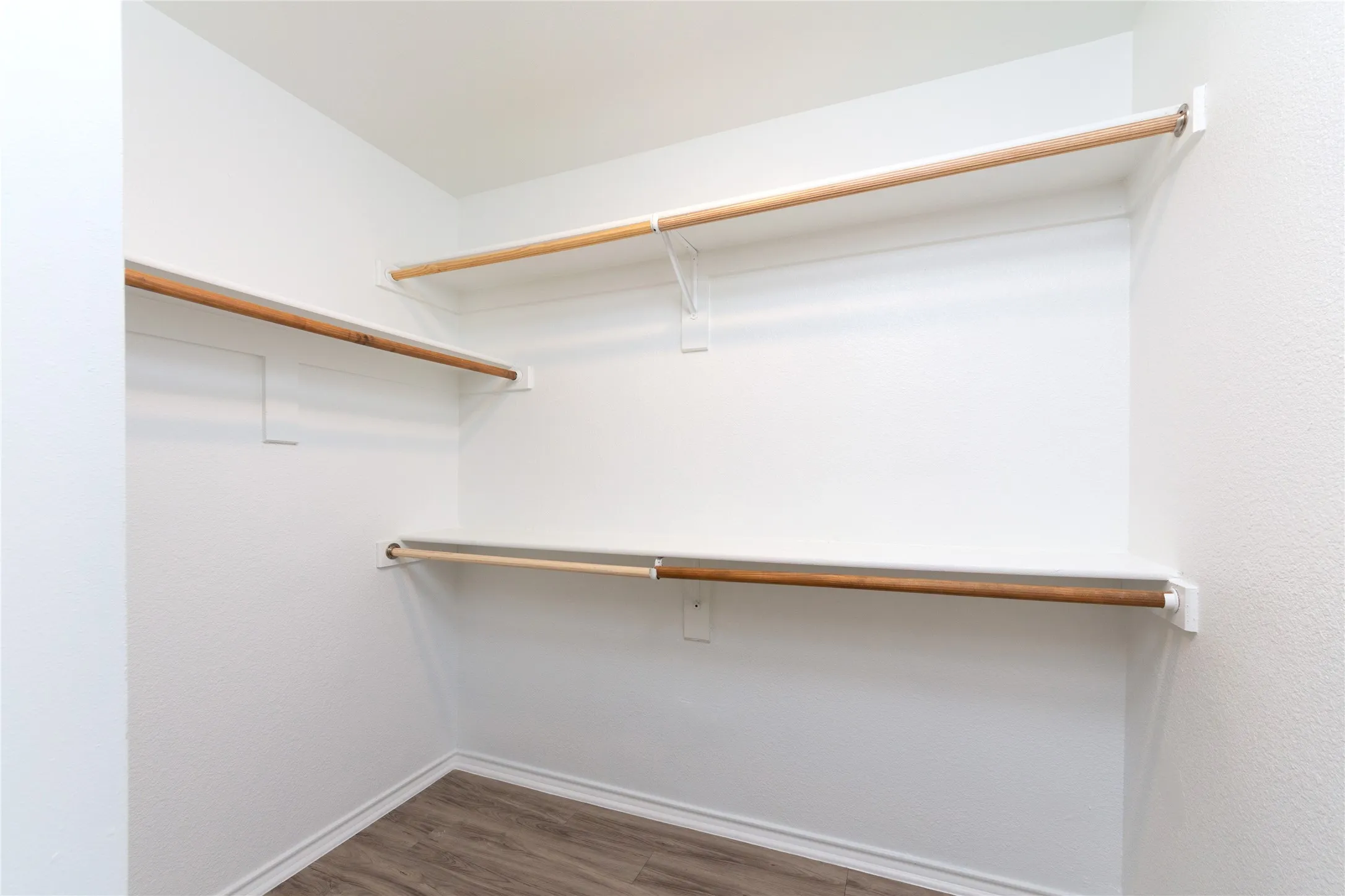 Single Family Residence For Rent in Tarrant County , 3928 Orcas Street, Fort Worth, Texas 76106, 3 Bedroom, 2 Bathroom, 2 Garage spaces, 1,410 Sqft, built in 2009, mls#21396335, Real Estate Agent in Fort Worth, Homes For Rent in Tarrant county, Homes For Rent in Fort Worth, Realtor in Fort Worth Texas, Real Estate Brokerage Independent Realty Texas, Luminita Cordes Realtor