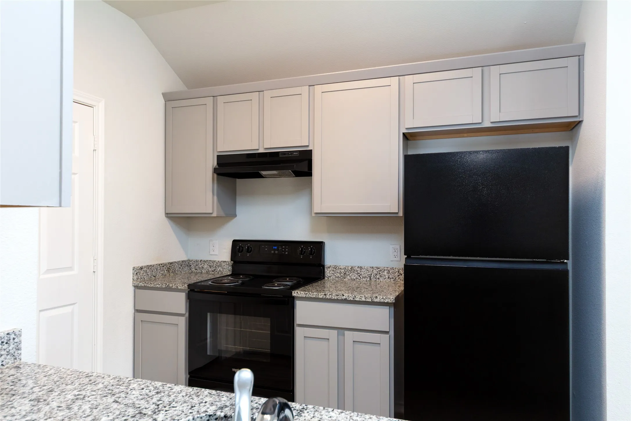 Single Family Residence For Rent in Tarrant County , 3928 Orcas Street, Fort Worth, Texas 76106, 3 Bedroom, 2 Bathroom, 2 Garage spaces, 1,410 Sqft, built in 2009, mls#21396335, Real Estate Agent in Fort Worth, Homes For Rent in Tarrant county, Homes For Rent in Fort Worth, Realtor in Fort Worth Texas, Real Estate Brokerage Independent Realty Texas, Luminita Cordes Realtor