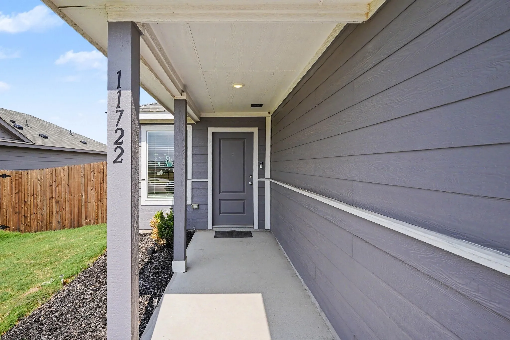 Single Family Residence For Sale in Wise County , 11722 Glorietta Road, Rhome, Texas 76078, 3 Bedroom, 2 Bathroom, 2 Garage spaces, 1,266 Sqft, built in 2024, mls#21397421, Real Estate Agent in Rhome, Homes For Sale in Wise county, Homes For Sale in Rhome, Realtor in Rhome Texas, Real Estate Brokerage Independent Realty Texas, Luminita Cordes Realtor