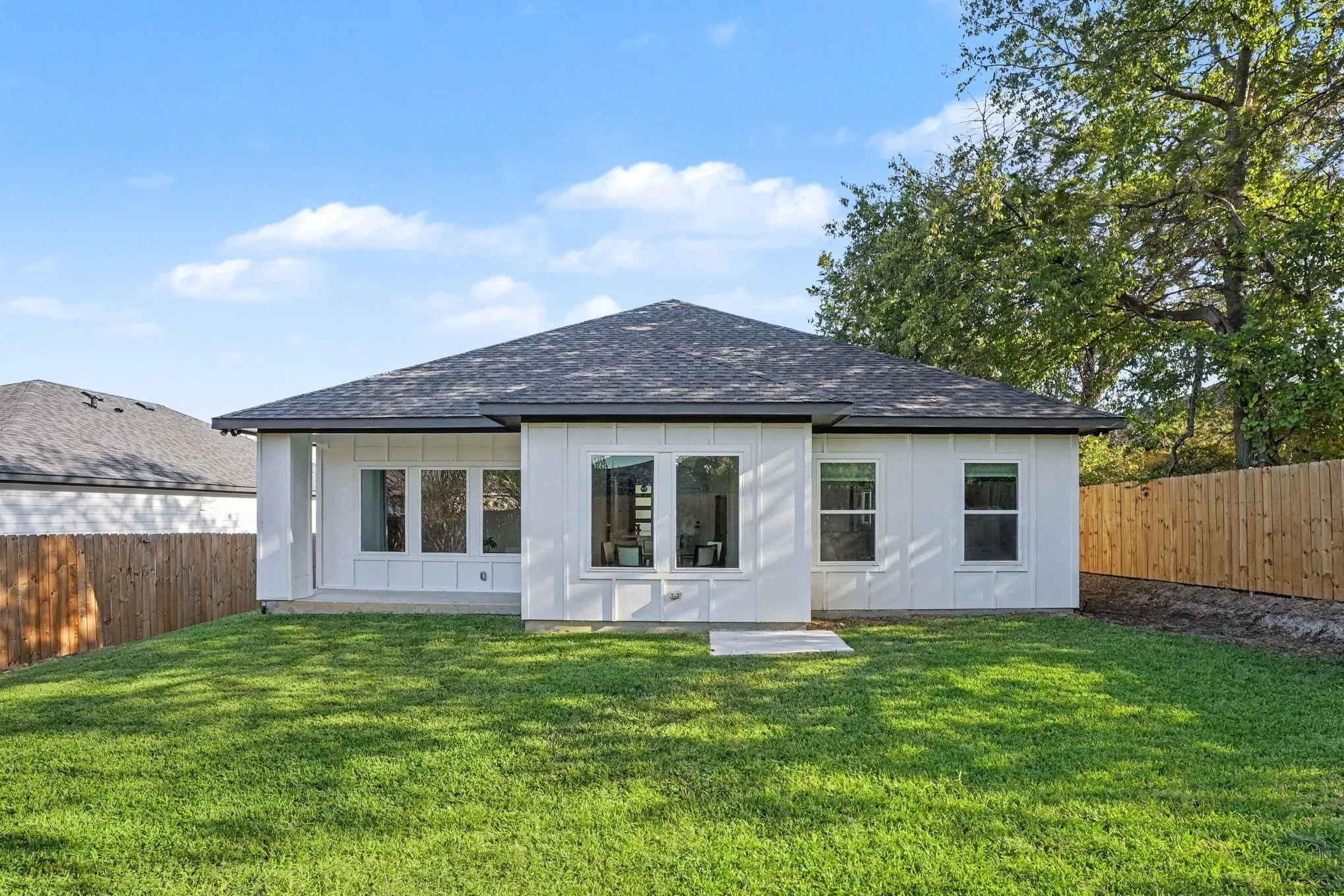 Single Family Residence For Sale in Dallas County , 2443 Naoma Street, Dallas, Texas 75241, 3 Bedroom, 2 Bathroom, 2 Garage spaces, 1,700 Sqft, built in 2025, mls#21397426, Real Estate Agent in Dallas, Homes For Sale in Dallas county, Homes For Sale in Dallas, Realtor in Dallas Texas, Real Estate Brokerage Independent Realty Texas, Luminita Cordes Realtor