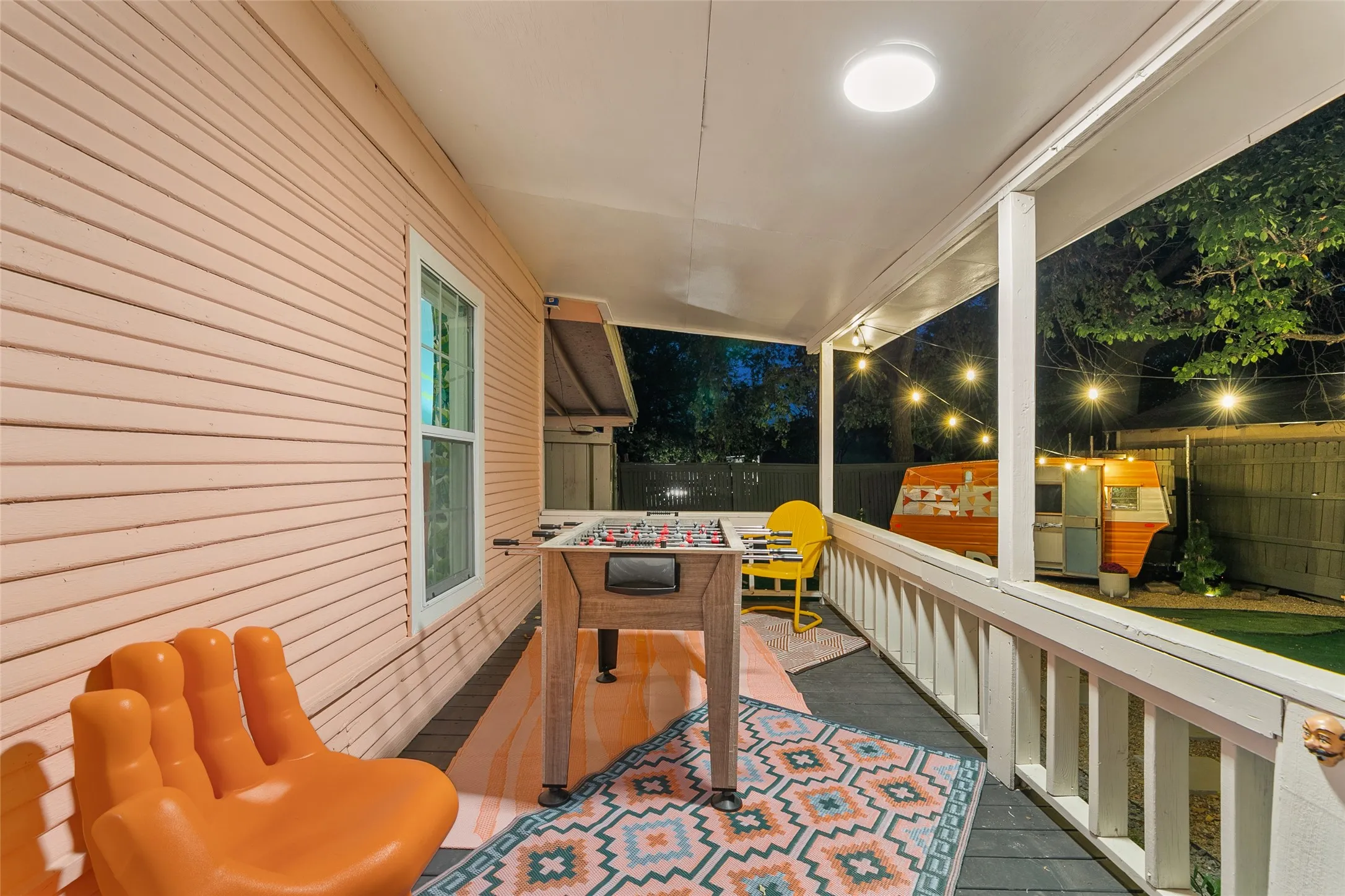 Single Family Residence For Rent in Collin County , 214 Short Street, Mc Kinney, Texas 75069, 2 Bedroom, 1 Bathroom, Garage spaces, 827 Sqft, built in 1955, mls#21391024, Real Estate Agent in Mc Kinney, Homes For Rent in Collin county, Homes For Rent in Mc Kinney, Realtor in Mc Kinney Texas, Real Estate Brokerage Independent Realty Texas, Luminita Cordes Realtor