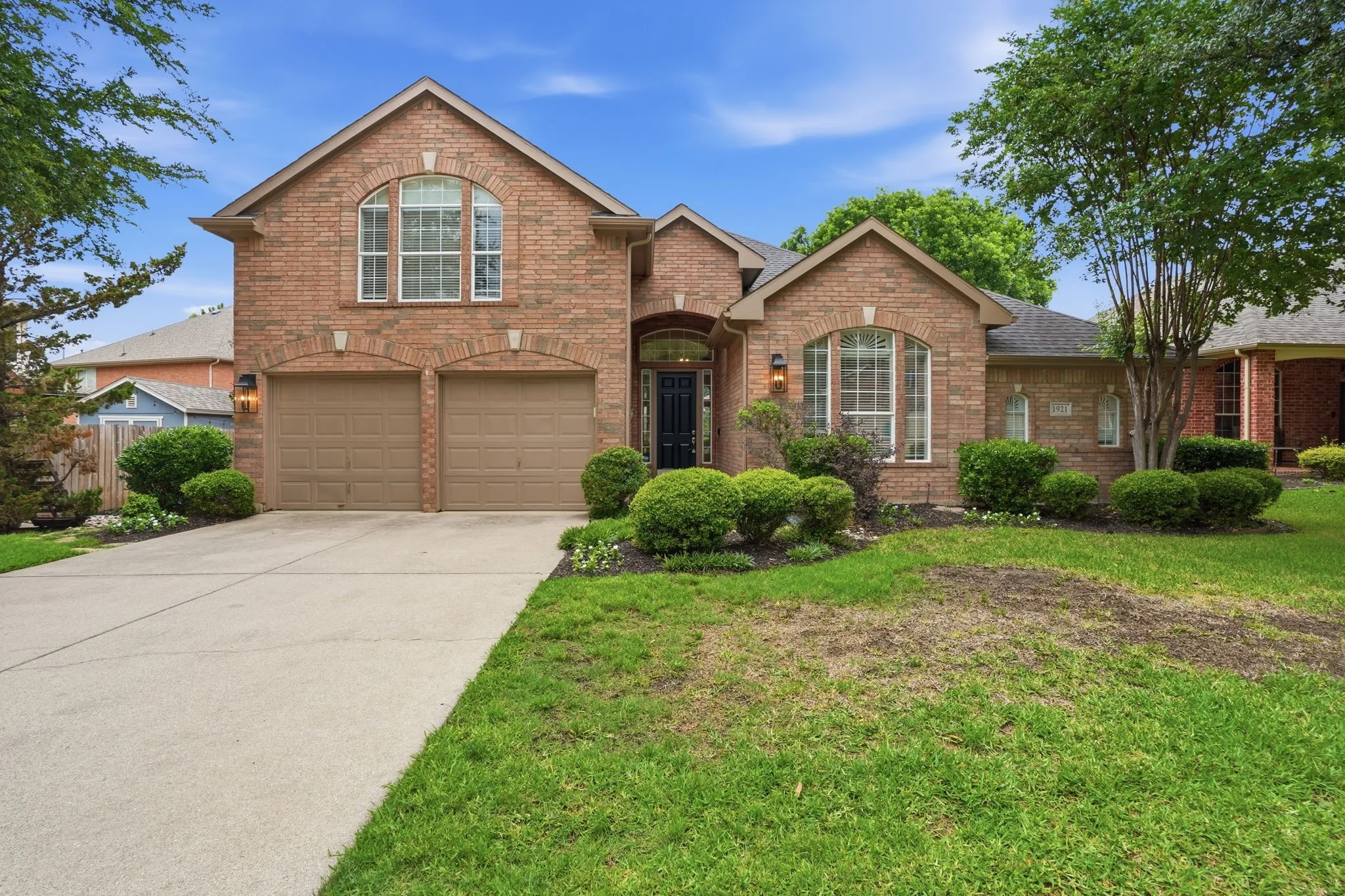 Single Family Residence For Sale in Tarrant County , 1921 Old York Drive, Keller, Texas 76248, 4 Bedroom, 3 Bathroom, 2 Garage spaces, 2,845 Sqft, built in 1999, mls#21391956, Real Estate Agent in Keller, Homes For Sale in Tarrant county, Homes For Sale in Keller, Realtor in Keller Texas, Real Estate Brokerage Independent Realty Texas, Luminita Cordes Realtor