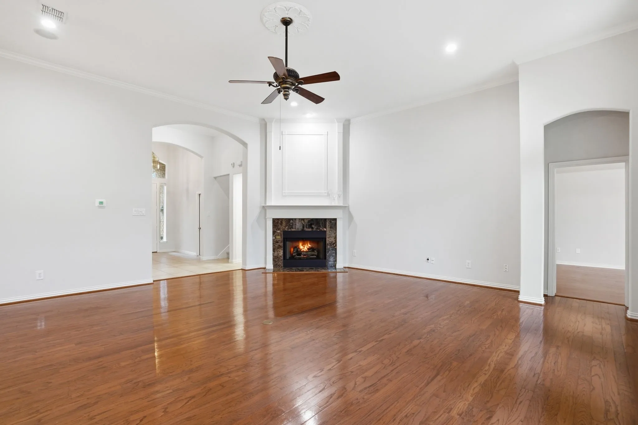 Single Family Residence For Sale in Tarrant County , 1921 Old York Drive, Keller, Texas 76248, 4 Bedroom, 3 Bathroom, 2 Garage spaces, 2,845 Sqft, built in 1999, mls#21391956, Real Estate Agent in Keller, Homes For Sale in Tarrant county, Homes For Sale in Keller, Realtor in Keller Texas, Real Estate Brokerage Independent Realty Texas, Luminita Cordes Realtor