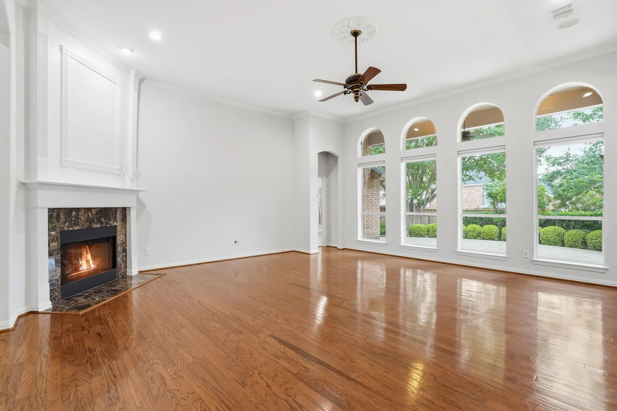 Single Family Residence For Sale in Tarrant County , 1921 Old York Drive, Keller, Texas 76248, 4 Bedroom, 3 Bathroom, 2 Garage spaces, 2,845 Sqft, built in 1999, mls#21391956, Real Estate Agent in Keller, Homes For Sale in Tarrant county, Homes For Sale in Keller, Realtor in Keller Texas, Real Estate Brokerage Independent Realty Texas, Luminita Cordes Realtor