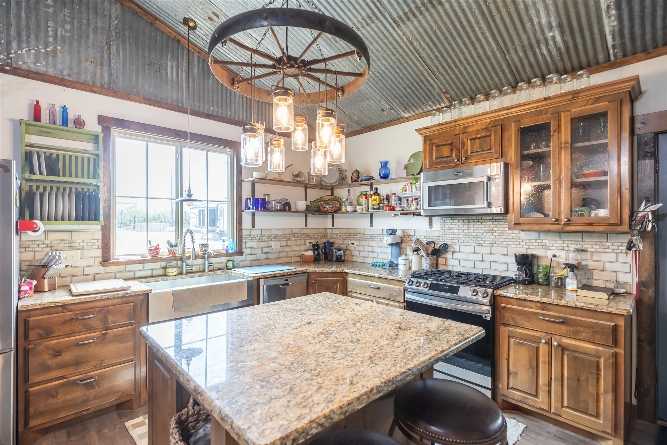 Single Family Residence For Sale in Jones County , 14505 County Road 453, Merkel, Texas 79536, 2 Bedroom, 2 Bathroom, Garage spaces, 1,350 Sqft, built in 2015, mls#21394515, Real Estate Agent in Merkel, Homes For Sale in Jones county, Homes For Sale in Merkel, Realtor in Merkel Texas, Real Estate Brokerage Independent Realty Texas, Luminita Cordes Realtor