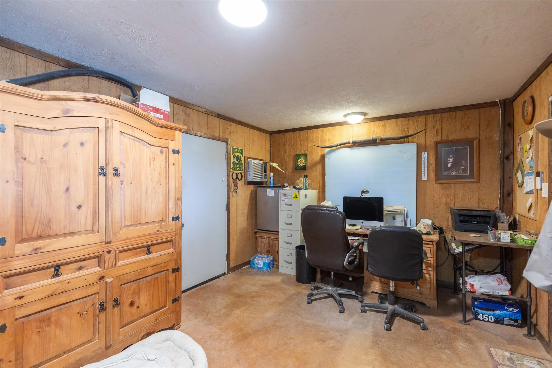 Single Family Residence For Sale in Jones County , 14505 County Road 453, Merkel, Texas 79536, 2 Bedroom, 2 Bathroom, Garage spaces, 1,350 Sqft, built in 2015, mls#21394515, Real Estate Agent in Merkel, Homes For Sale in Jones county, Homes For Sale in Merkel, Realtor in Merkel Texas, Real Estate Brokerage Independent Realty Texas, Luminita Cordes Realtor