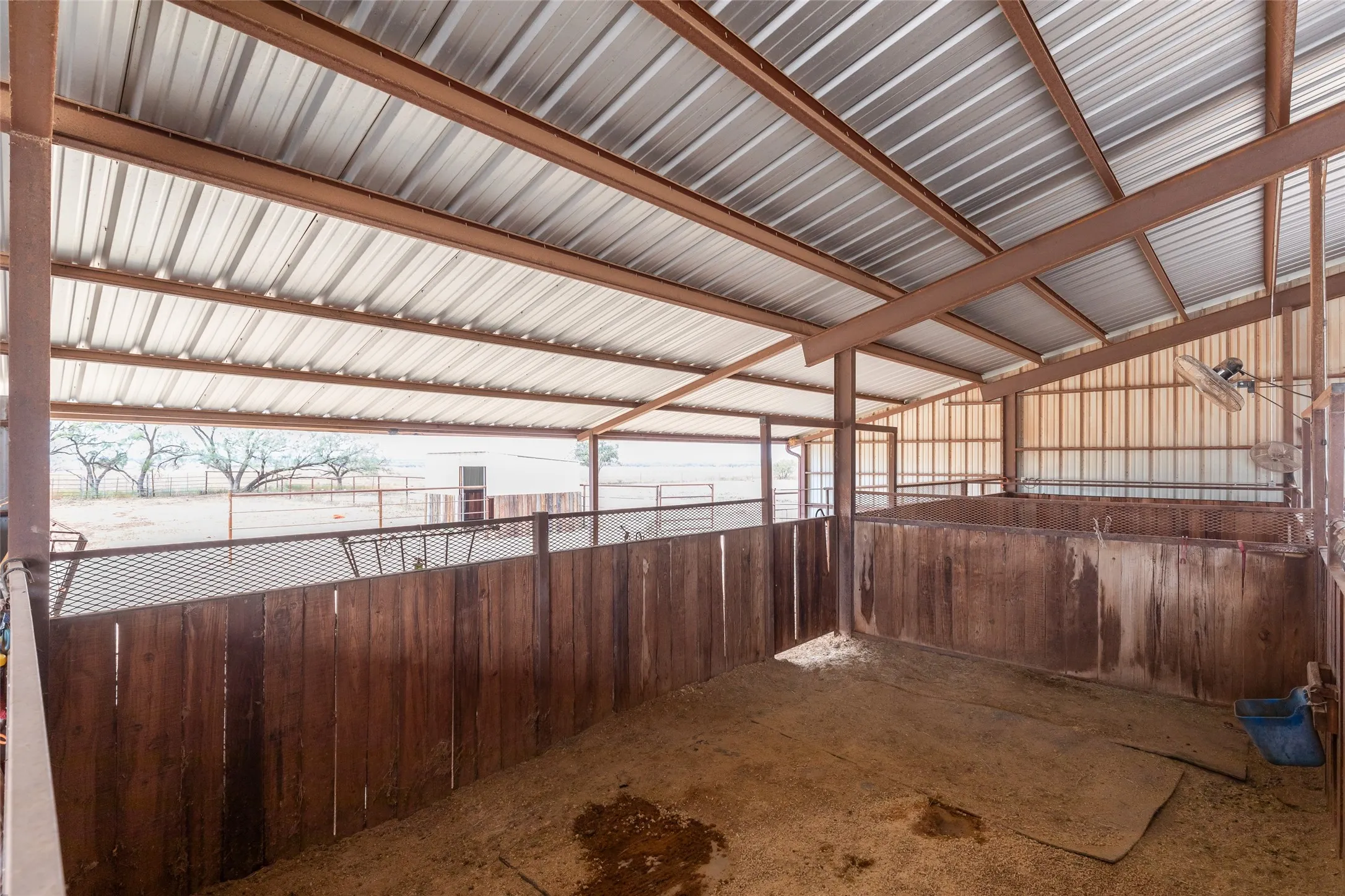 Single Family Residence For Sale in Jones County , 14505 County Road 453, Merkel, Texas 79536, 2 Bedroom, 2 Bathroom, Garage spaces, 1,350 Sqft, built in 2015, mls#21394515, Real Estate Agent in Merkel, Homes For Sale in Jones county, Homes For Sale in Merkel, Realtor in Merkel Texas, Real Estate Brokerage Independent Realty Texas, Luminita Cordes Realtor