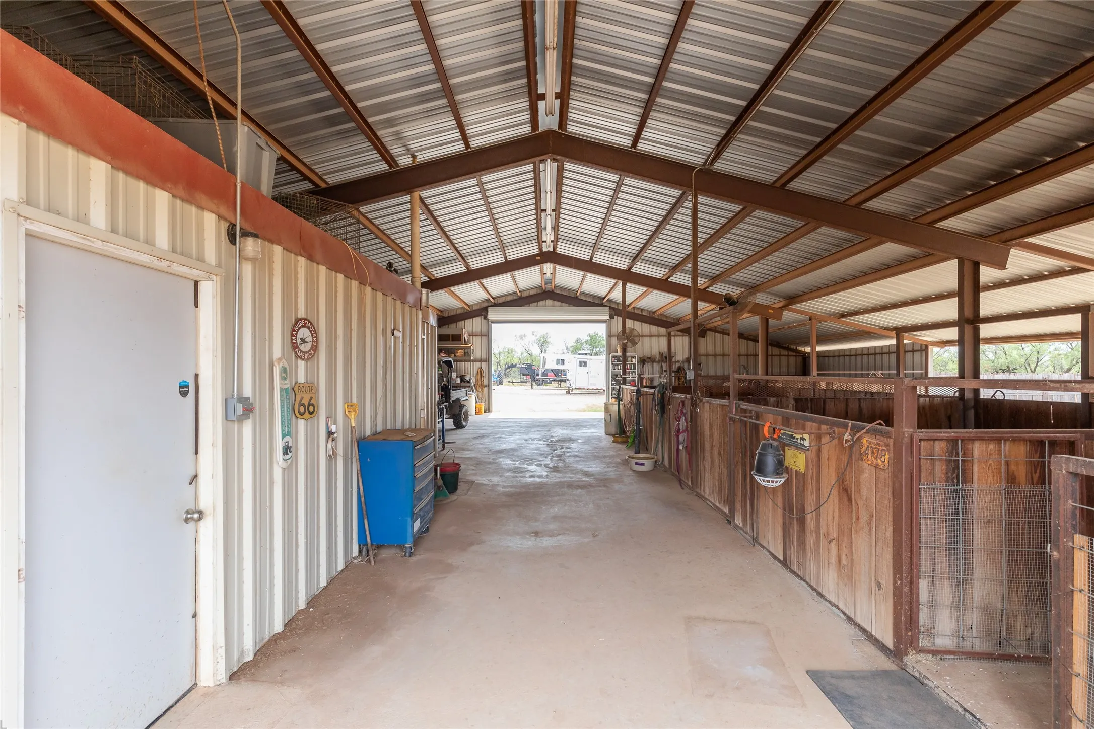 Single Family Residence For Sale in Jones County , 14505 County Road 453, Merkel, Texas 79536, 2 Bedroom, 2 Bathroom, Garage spaces, 1,350 Sqft, built in 2015, mls#21394515, Real Estate Agent in Merkel, Homes For Sale in Jones county, Homes For Sale in Merkel, Realtor in Merkel Texas, Real Estate Brokerage Independent Realty Texas, Luminita Cordes Realtor