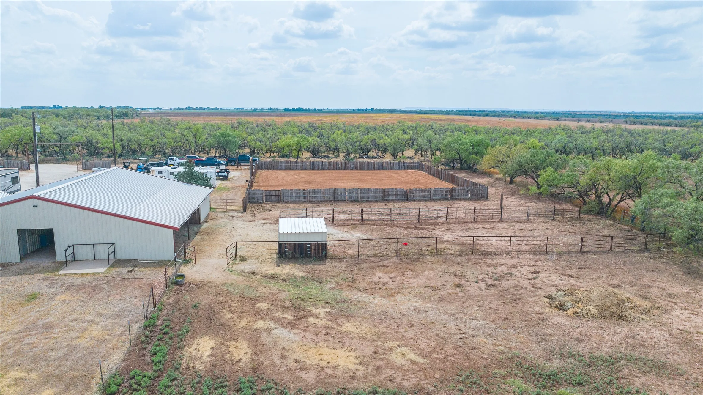 Single Family Residence For Sale in Jones County , 14505 County Road 453, Merkel, Texas 79536, 2 Bedroom, 2 Bathroom, Garage spaces, 1,350 Sqft, built in 2015, mls#21394515, Real Estate Agent in Merkel, Homes For Sale in Jones county, Homes For Sale in Merkel, Realtor in Merkel Texas, Real Estate Brokerage Independent Realty Texas, Luminita Cordes Realtor