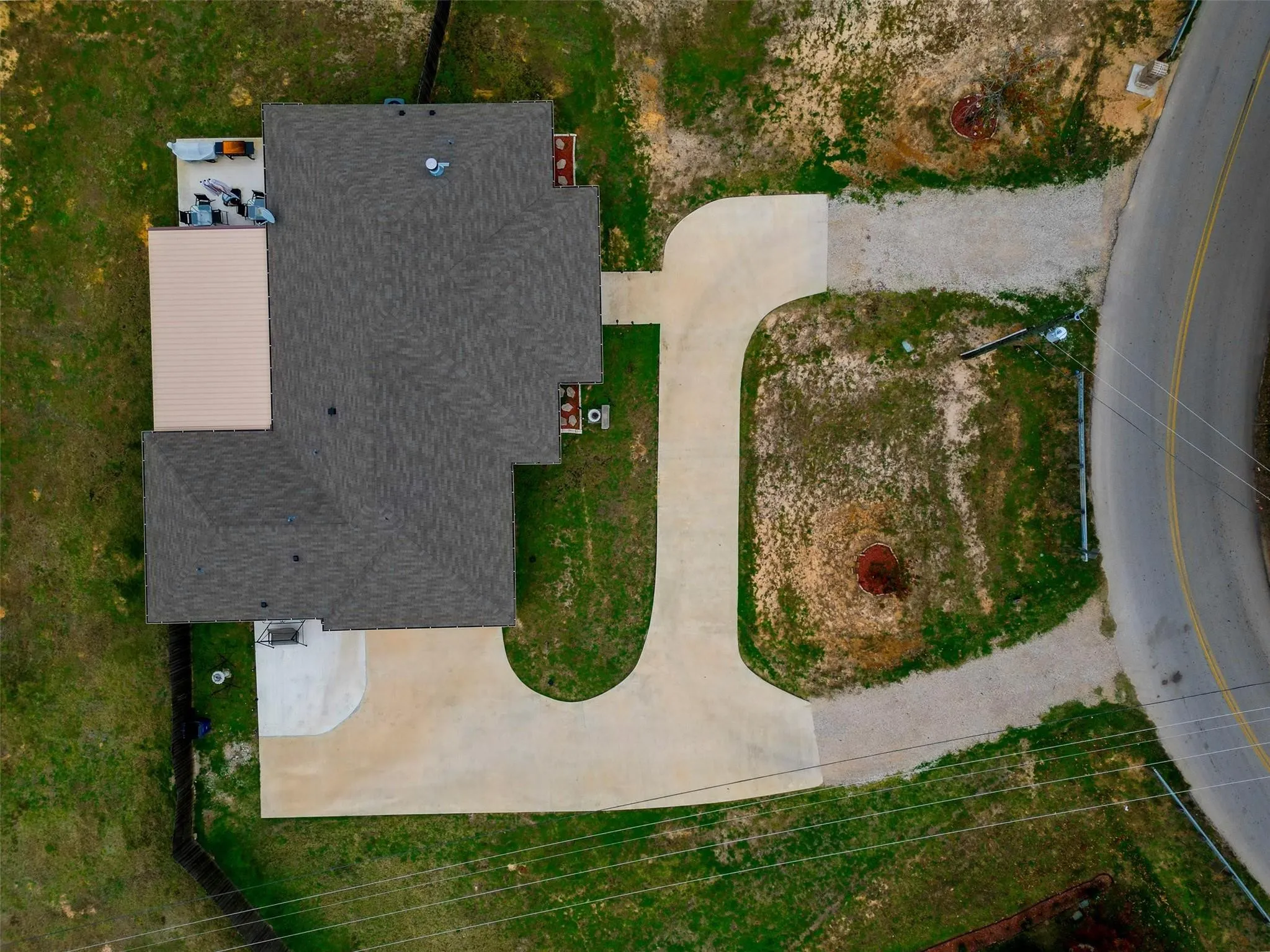 Single Family Residence For Sale in Smith County , 853 County Road 37, Tyler, Texas 75706, 3 Bedroom, 3 Bathroom, 2 Garage spaces, 1,949 Sqft, built in 2019, mls#21397648, Real Estate Agent in Tyler, Homes For Sale in Smith county, Homes For Sale in Tyler, Realtor in Tyler Texas, Real Estate Brokerage Independent Realty Texas, Luminita Cordes Realtor