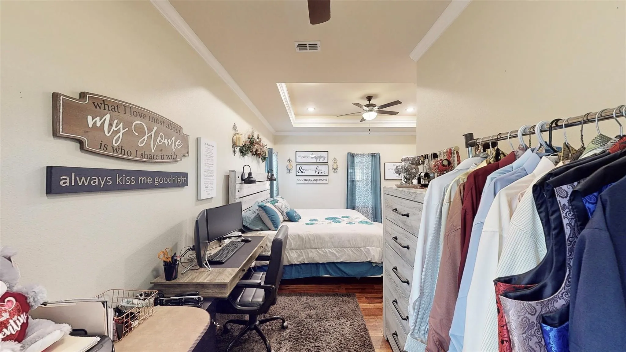 Single Family Residence For Sale in Smith County , 853 County Road 37, Tyler, Texas 75706, 3 Bedroom, 3 Bathroom, 2 Garage spaces, 1,949 Sqft, built in 2019, mls#21397648, Real Estate Agent in Tyler, Homes For Sale in Smith county, Homes For Sale in Tyler, Realtor in Tyler Texas, Real Estate Brokerage Independent Realty Texas, Luminita Cordes Realtor