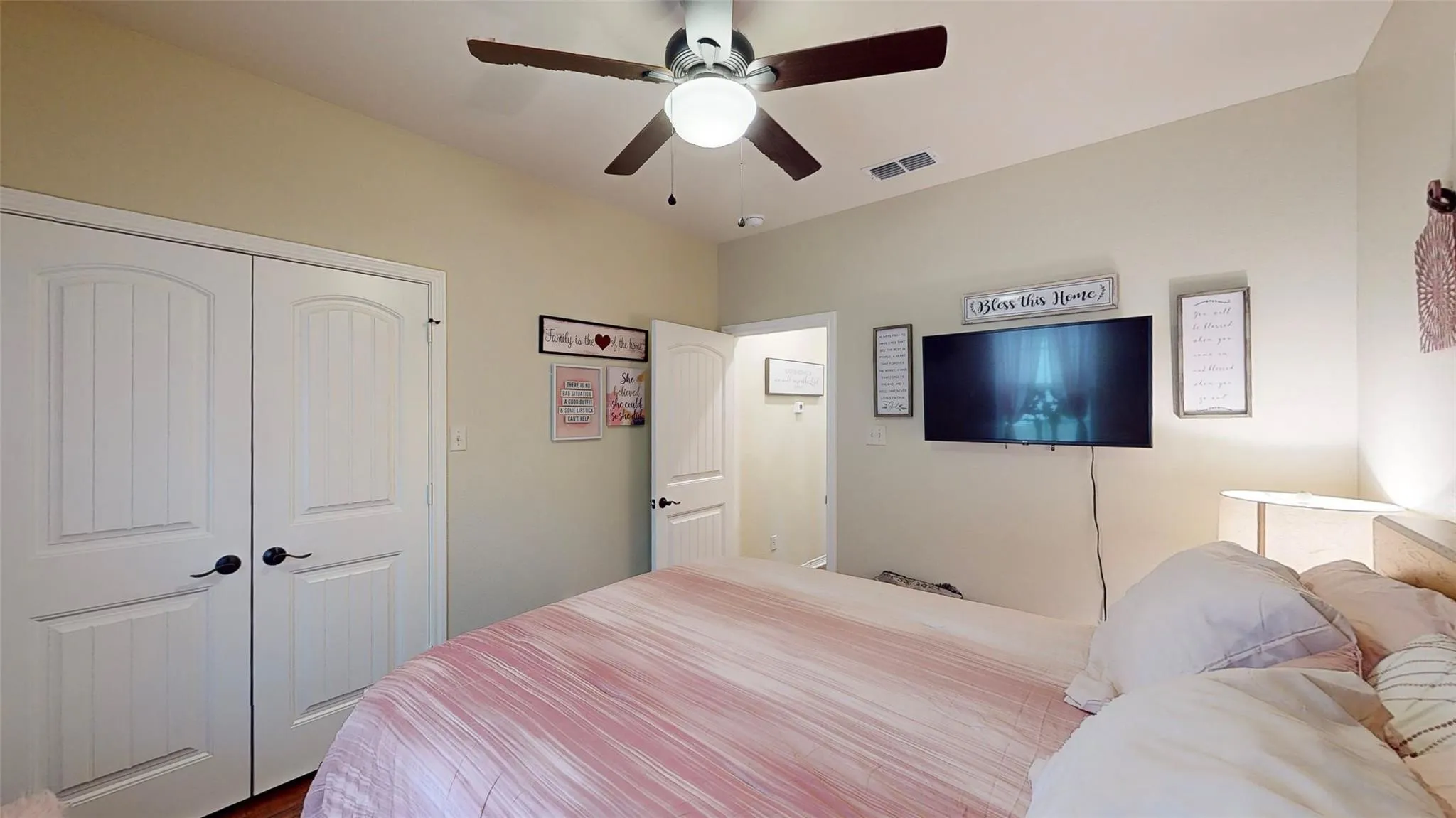Single Family Residence For Sale in Smith County , 853 County Road 37, Tyler, Texas 75706, 3 Bedroom, 3 Bathroom, 2 Garage spaces, 1,949 Sqft, built in 2019, mls#21397648, Real Estate Agent in Tyler, Homes For Sale in Smith county, Homes For Sale in Tyler, Realtor in Tyler Texas, Real Estate Brokerage Independent Realty Texas, Luminita Cordes Realtor