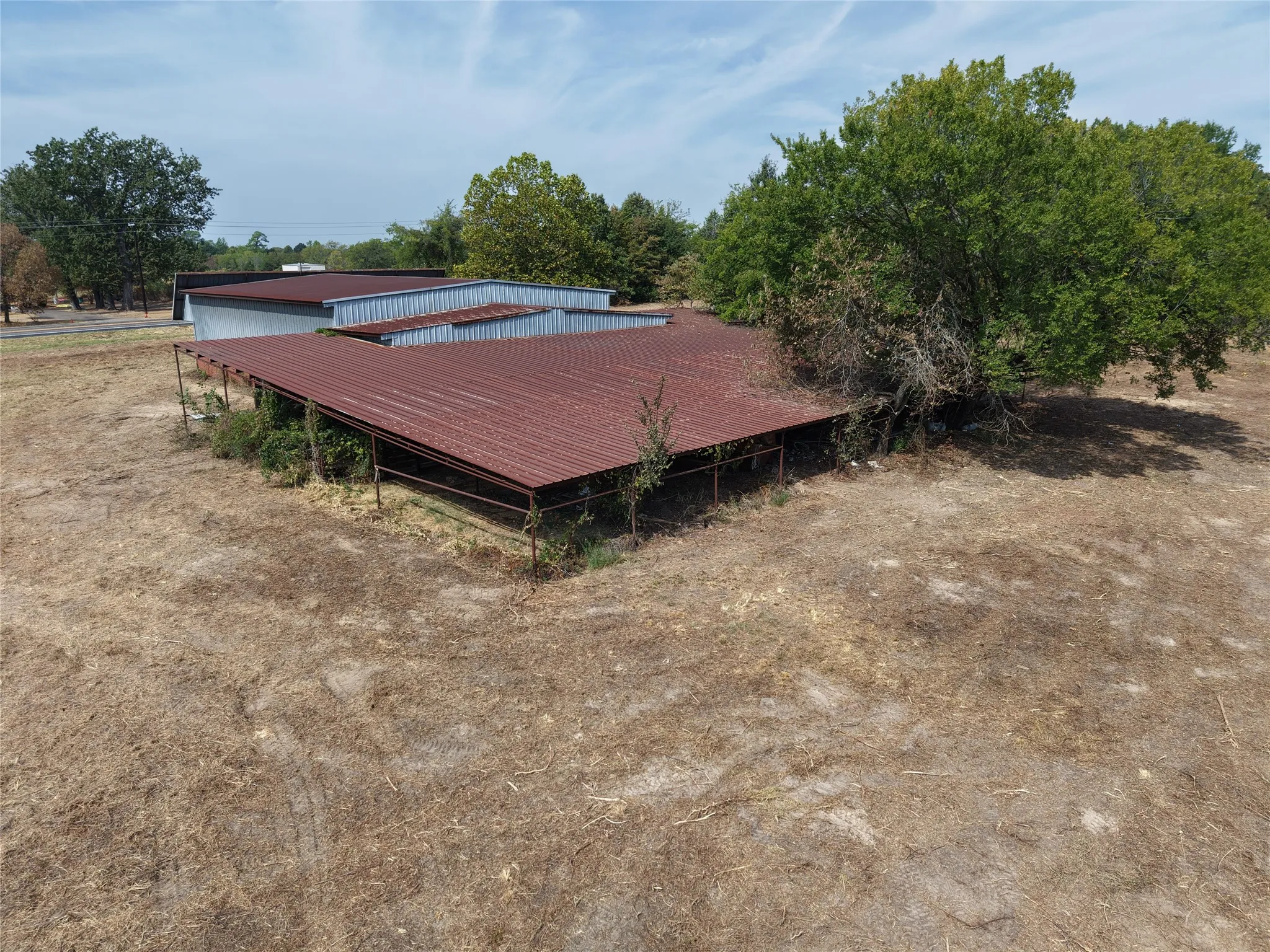 Warehouse For Sale in Wood County , 4732 Tx St Hwy 154 Highway, Yantis, Texas 75497, 0, 0, Garage spaces, 4,645 Sqft, built in 1989, mls#21396102, Real Estate Agent in Yantis, Homes For Sale in Wood county, Homes For Sale in Yantis, Realtor in Yantis Texas, Real Estate Brokerage Independent Realty Texas, Luminita Cordes Realtor