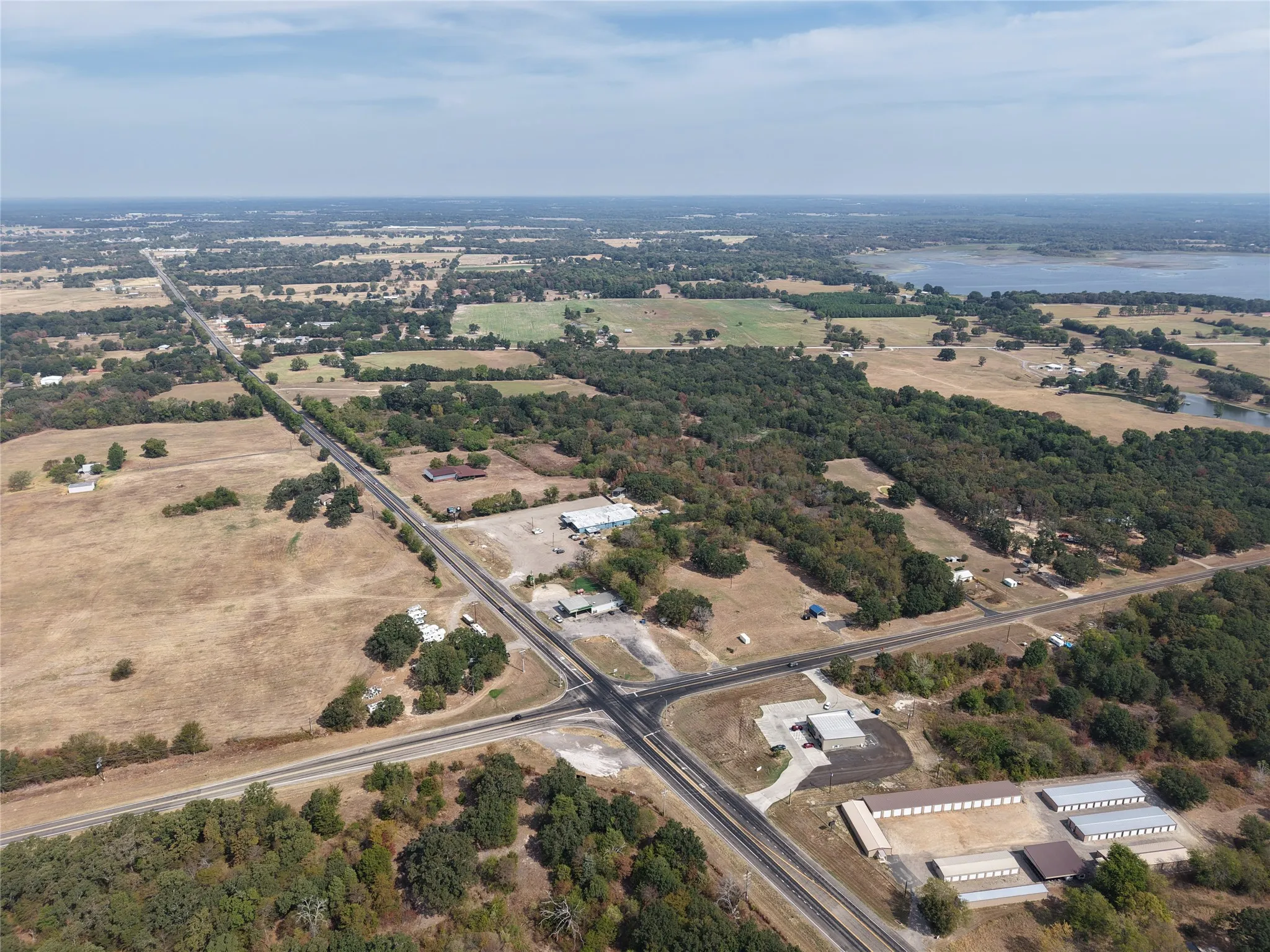 Warehouse For Sale in Wood County , 4732 Tx St Hwy 154 Highway, Yantis, Texas 75497, 0, 0, Garage spaces, 4,645 Sqft, built in 1989, mls#21396102, Real Estate Agent in Yantis, Homes For Sale in Wood county, Homes For Sale in Yantis, Realtor in Yantis Texas, Real Estate Brokerage Independent Realty Texas, Luminita Cordes Realtor