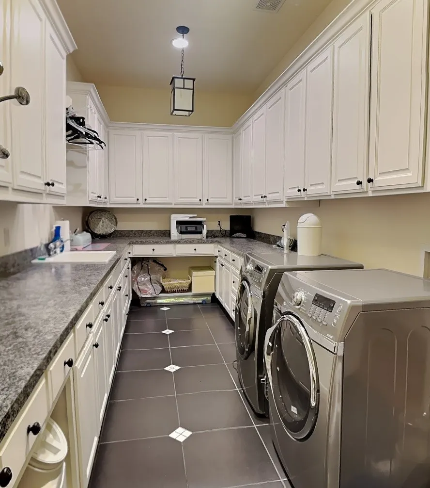 Single Family Residence For Rent in Tarrant County , 2929 Park Arbor Court, Fort Worth, Texas 76116, 3 Bedroom, 4 Bathroom, 2 Garage spaces, 3,642 Sqft, built in 2008, mls#21397665, Real Estate Agent in Fort Worth, Homes For Rent in Tarrant county, Homes For Rent in Fort Worth, Realtor in Fort Worth Texas, Real Estate Brokerage Independent Realty Texas, Luminita Cordes Realtor