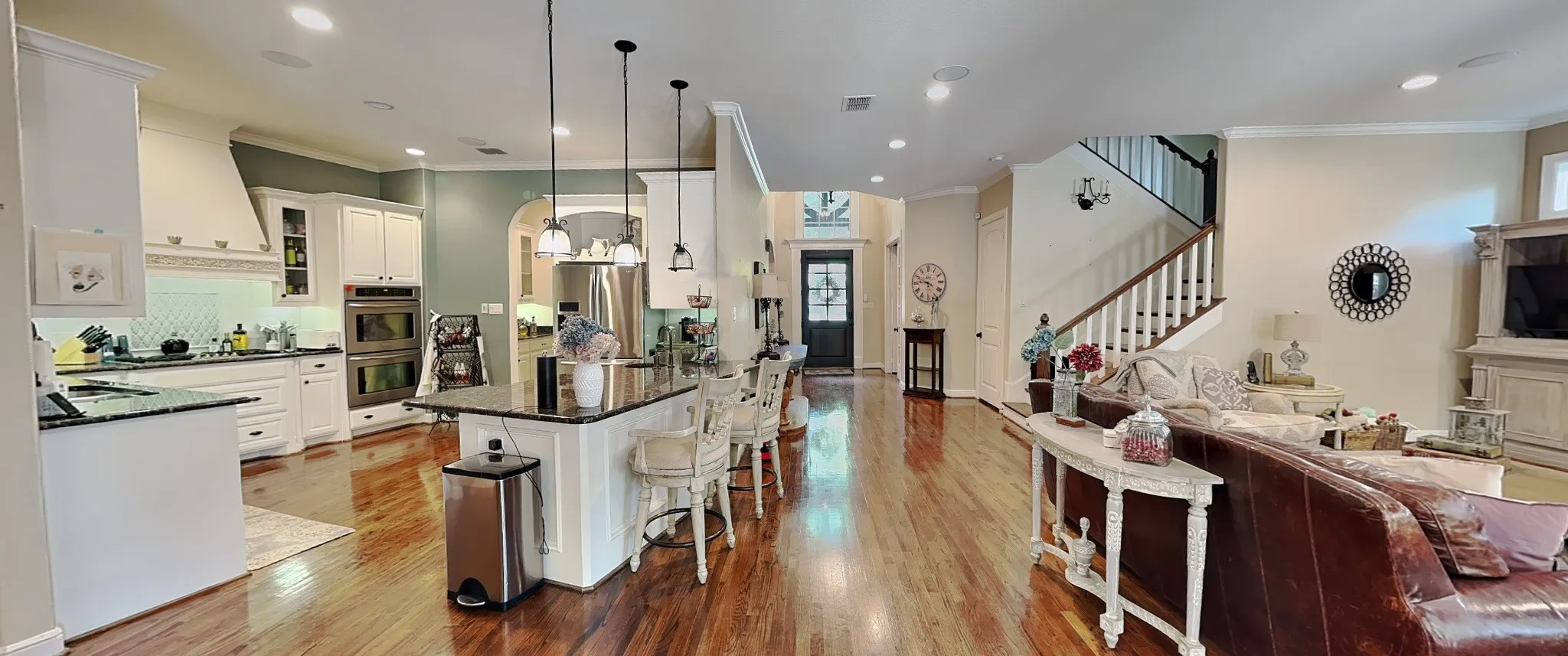 Single Family Residence For Rent in Tarrant County , 2929 Park Arbor Court, Fort Worth, Texas 76116, 3 Bedroom, 4 Bathroom, 2 Garage spaces, 3,642 Sqft, built in 2008, mls#21397665, Real Estate Agent in Fort Worth, Homes For Rent in Tarrant county, Homes For Rent in Fort Worth, Realtor in Fort Worth Texas, Real Estate Brokerage Independent Realty Texas, Luminita Cordes Realtor