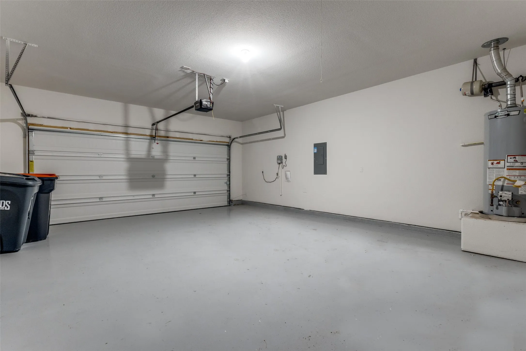 Single Family Residence For Sale in Collin County , 2000 Stinnet Street, Anna, Texas 75409, 3 Bedroom, 2 Bathroom, 2 Garage spaces, 2,029 Sqft, built in 2023, mls#21396204, Real Estate Agent in Anna, Homes For Sale in Collin county, Homes For Sale in Anna, Realtor in Anna Texas, Real Estate Brokerage Independent Realty Texas, Luminita Cordes Realtor
