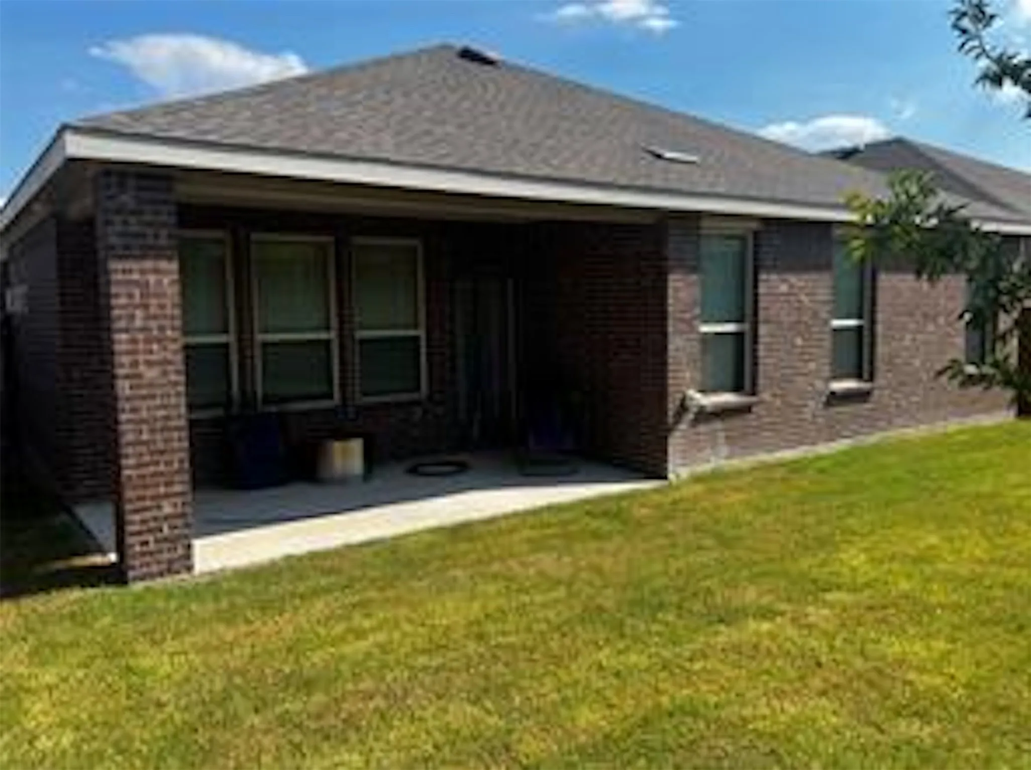 Single Family Residence For Sale in Collin County , 2000 Stinnet Street, Anna, Texas 75409, 3 Bedroom, 2 Bathroom, 2 Garage spaces, 2,029 Sqft, built in 2023, mls#21396204, Real Estate Agent in Anna, Homes For Sale in Collin county, Homes For Sale in Anna, Realtor in Anna Texas, Real Estate Brokerage Independent Realty Texas, Luminita Cordes Realtor