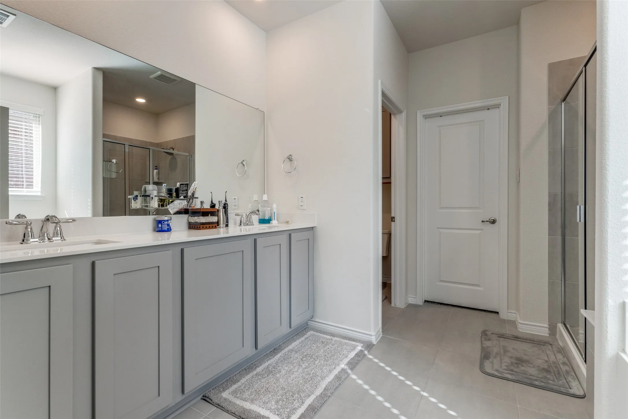 Single Family Residence For Sale in Collin County , 2000 Stinnet Street, Anna, Texas 75409, 3 Bedroom, 2 Bathroom, 2 Garage spaces, 2,029 Sqft, built in 2023, mls#21396204, Real Estate Agent in Anna, Homes For Sale in Collin county, Homes For Sale in Anna, Realtor in Anna Texas, Real Estate Brokerage Independent Realty Texas, Luminita Cordes Realtor