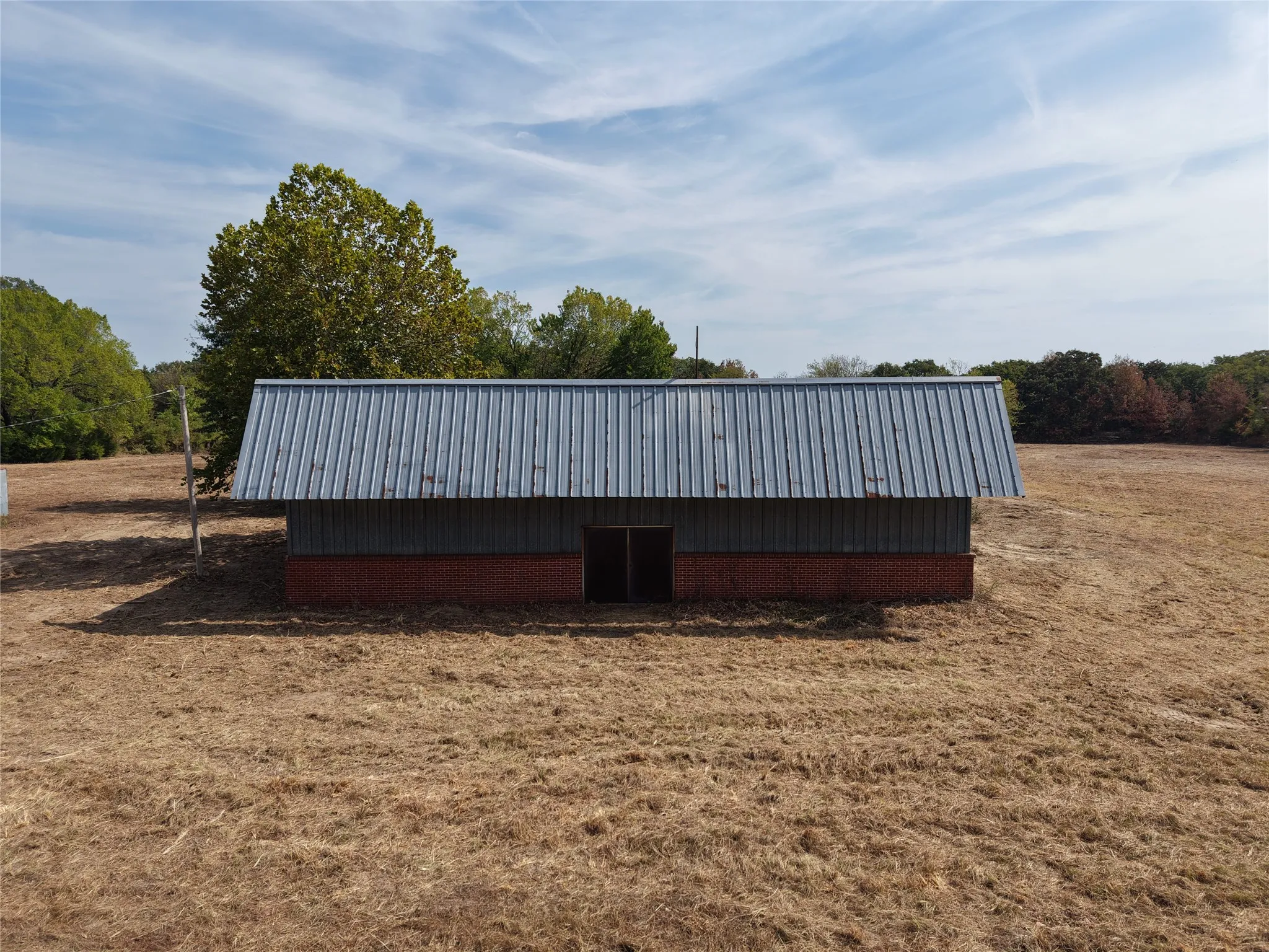 Warehouse For Sale in Wood County , 4732 St Hwy 154 Highway, Yantis, Texas 75497, 0, 0, Garage spaces, 0 Sqft, built in 1989, mls#21390900, Real Estate Agent in Yantis, Homes For Sale in Wood county, Homes For Sale in Yantis, Realtor in Yantis Texas, Real Estate Brokerage Independent Realty Texas, Luminita Cordes Realtor