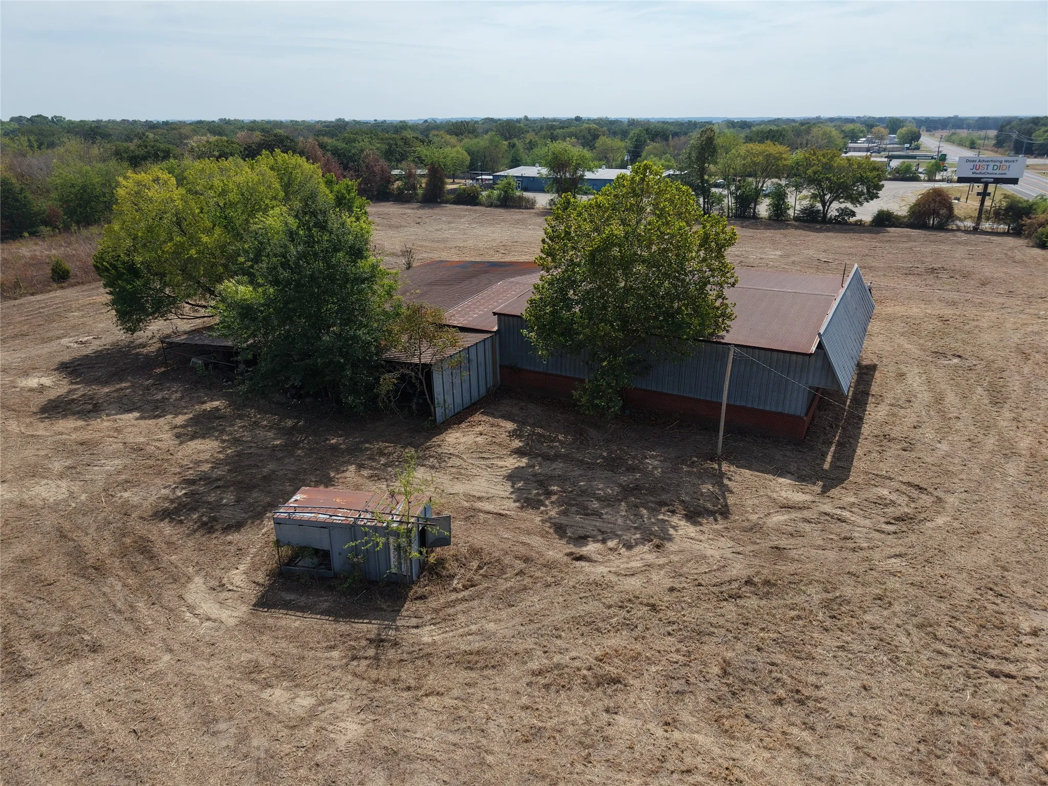 Warehouse For Sale in Wood County , 4732 St Hwy 154 Highway, Yantis, Texas 75497, 0, 0, Garage spaces, 0 Sqft, built in 1989, mls#21390900, Real Estate Agent in Yantis, Homes For Sale in Wood county, Homes For Sale in Yantis, Realtor in Yantis Texas, Real Estate Brokerage Independent Realty Texas, Luminita Cordes Realtor