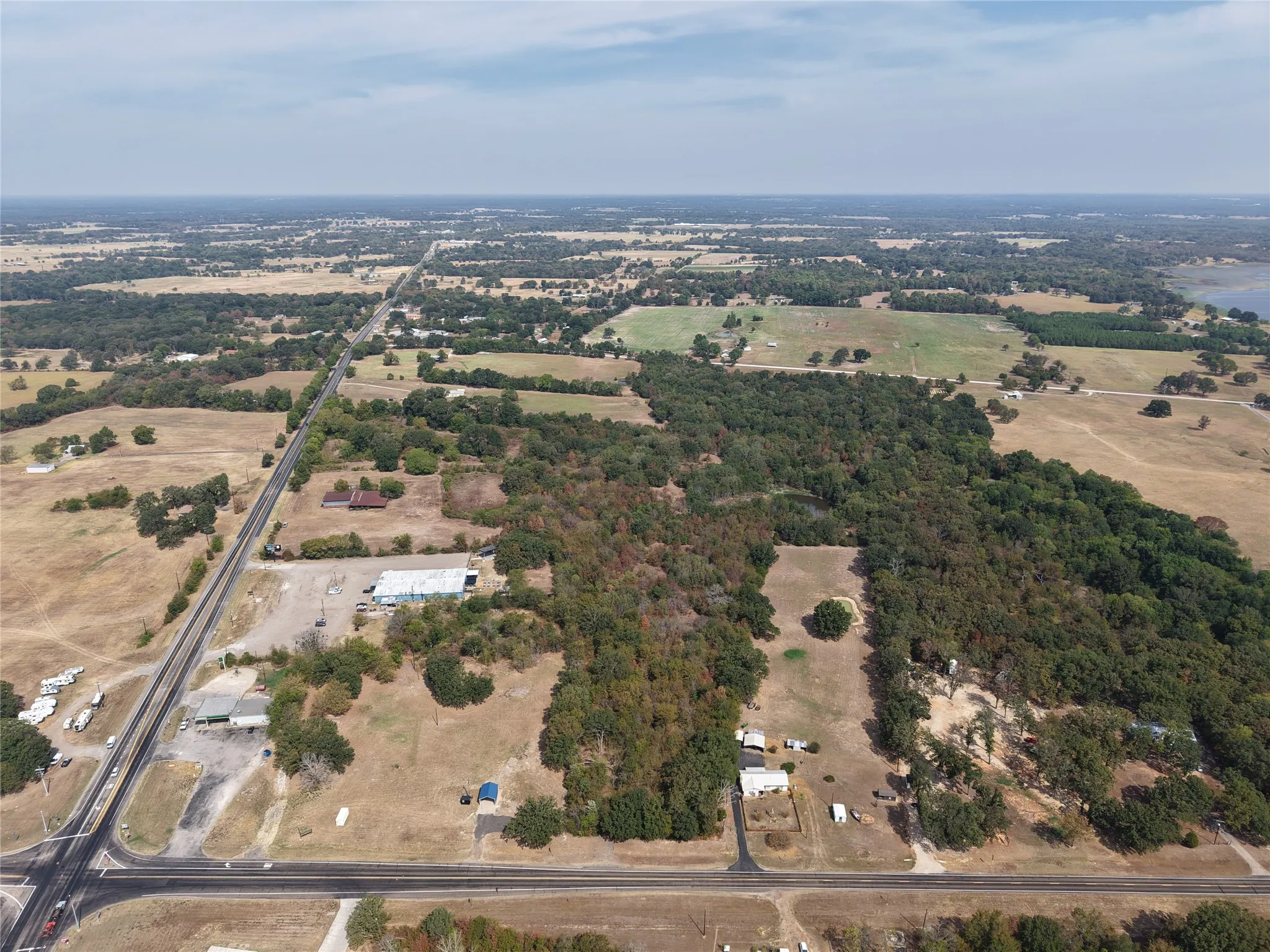 Warehouse For Sale in Wood County , 4732 St Hwy 154 Highway, Yantis, Texas 75497, 0, 0, Garage spaces, 0 Sqft, built in 1989, mls#21390900, Real Estate Agent in Yantis, Homes For Sale in Wood county, Homes For Sale in Yantis, Realtor in Yantis Texas, Real Estate Brokerage Independent Realty Texas, Luminita Cordes Realtor