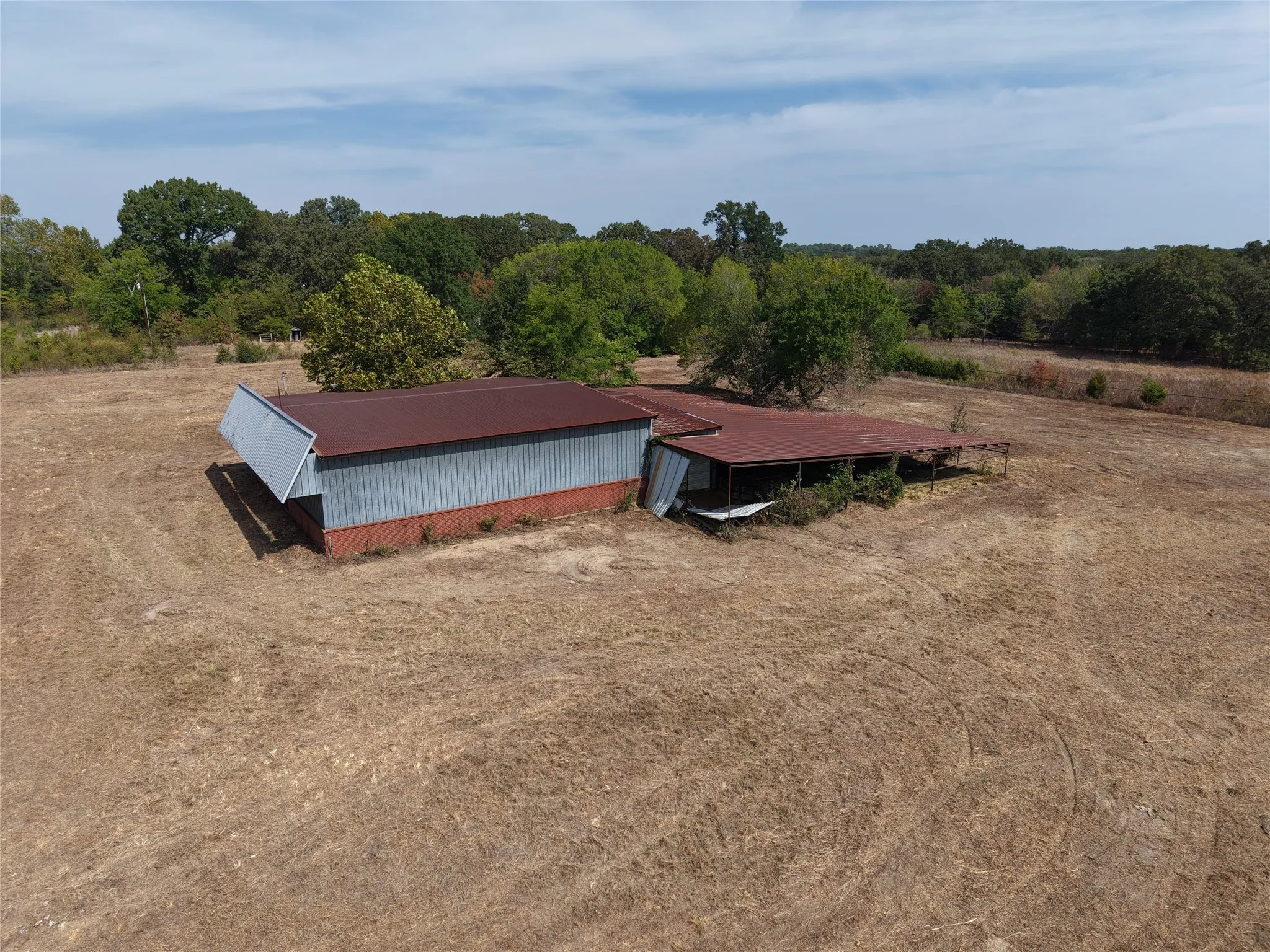 Warehouse For Sale in Wood County , 4732 St Hwy 154 Highway, Yantis, Texas 75497, 0, 0, Garage spaces, 0 Sqft, built in 1989, mls#21390900, Real Estate Agent in Yantis, Homes For Sale in Wood county, Homes For Sale in Yantis, Realtor in Yantis Texas, Real Estate Brokerage Independent Realty Texas, Luminita Cordes Realtor