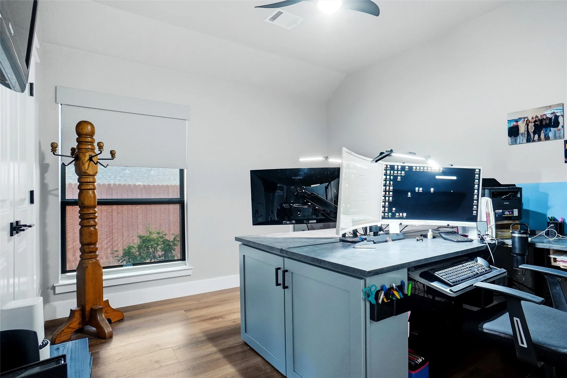 Single Family Residence For Sale in Tarrant County , 905 Mary Drive, Hurst, Texas 76053, 3 Bedroom, 2 Bathroom, 2 Garage spaces, 1,529 Sqft, built in 2014, mls#21393170, Real Estate Agent in Hurst, Homes For Sale in Tarrant county, Homes For Sale in Hurst, Realtor in Hurst Texas, Real Estate Brokerage Independent Realty Texas, Luminita Cordes Realtor