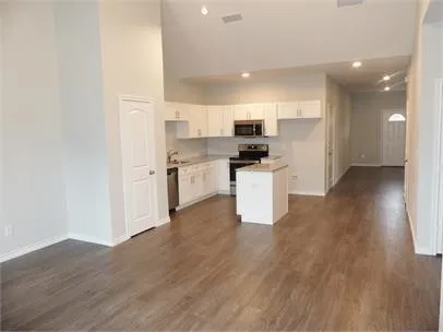 Single Family Residence For Rent in Collin County , 8071 County Road 436, Princeton, Texas 75407, 3 Bedroom, 2 Bathroom, 1 Garage spaces, 1,255 Sqft, built in 2019, mls#21397675, Real Estate Agent in Princeton, Homes For Rent in Collin county, Homes For Rent in Princeton, Realtor in Princeton Texas, Real Estate Brokerage Independent Realty Texas, Luminita Cordes Realtor