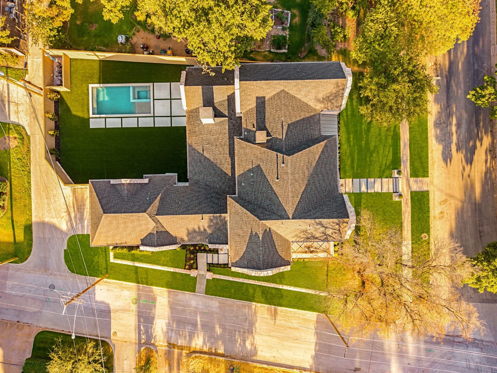 Shingled roofline over a multi-level structure