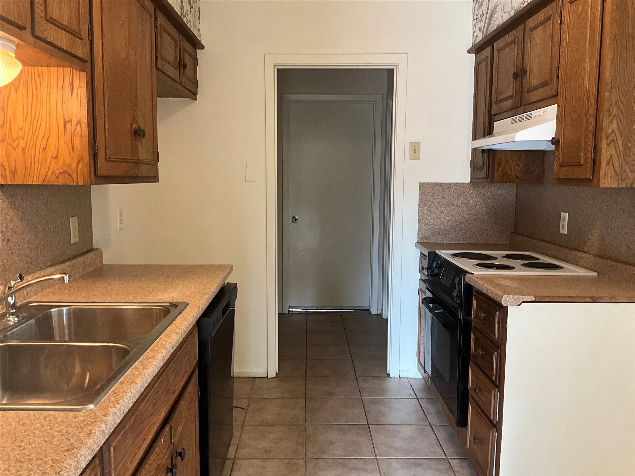 Single Family Residence For Rent in Palo Pinto County , 806 Long Drive, Mineral Wells, Texas 76067, 3 Bedroom, 2 Bathroom, 2 Garage spaces, 1,354 Sqft, built in 1967, mls#21397672, Real Estate Agent in Mineral Wells, Homes For Rent in Palo Pinto county, Homes For Rent in Mineral Wells, Realtor in Mineral Wells Texas, Real Estate Brokerage Independent Realty Texas, Luminita Cordes Realtor