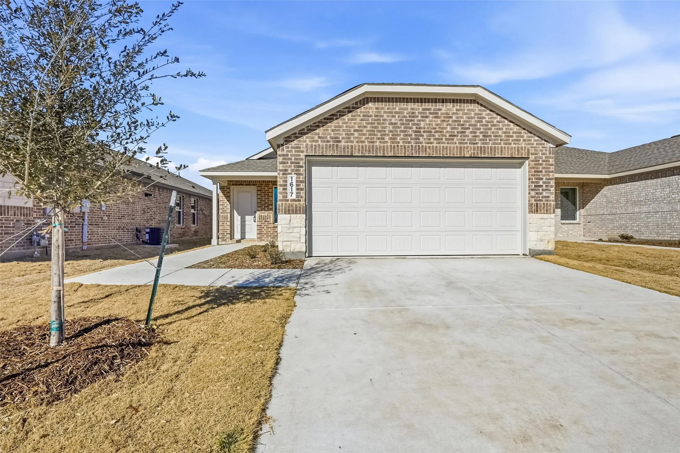 Single Family Residence For Rent in Grayson County , 1617 Elliott Road, Howe, Texas 75459, 4 Bedroom, 2 Bathroom, 2 Garage spaces, 1,630 Sqft, built in 2026, mls#21397686, Real Estate Agent in Howe, Homes For Rent in Grayson county, Homes For Rent in Howe, Realtor in Howe Texas, Real Estate Brokerage Independent Realty Texas, Luminita Cordes Realtor