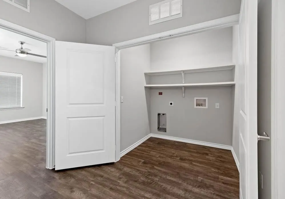 Receive up to 2 months free on select units!+ Ask about our $199 look & lease!