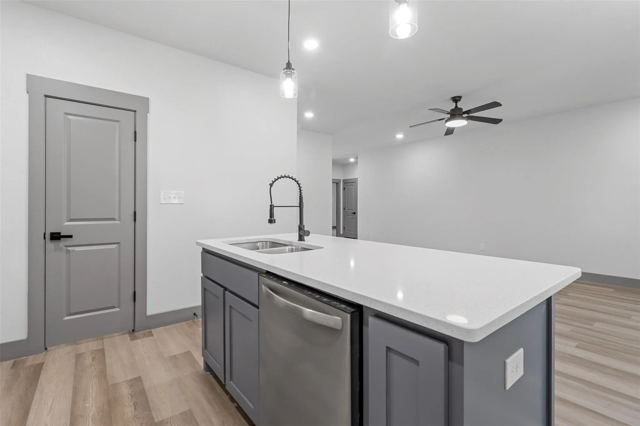 Single Family Residence For Rent in Grayson County , 405 W Hull Street, Denison, Texas 75020, 3 Bedroom, 2 Bathroom, 2 Garage spaces, 1,344 Sqft, built in 2024, mls#21397704, Real Estate Agent in Denison, Homes For Rent in Grayson county, Homes For Rent in Denison, Realtor in Denison Texas, Real Estate Brokerage Independent Realty Texas, Luminita Cordes Realtor