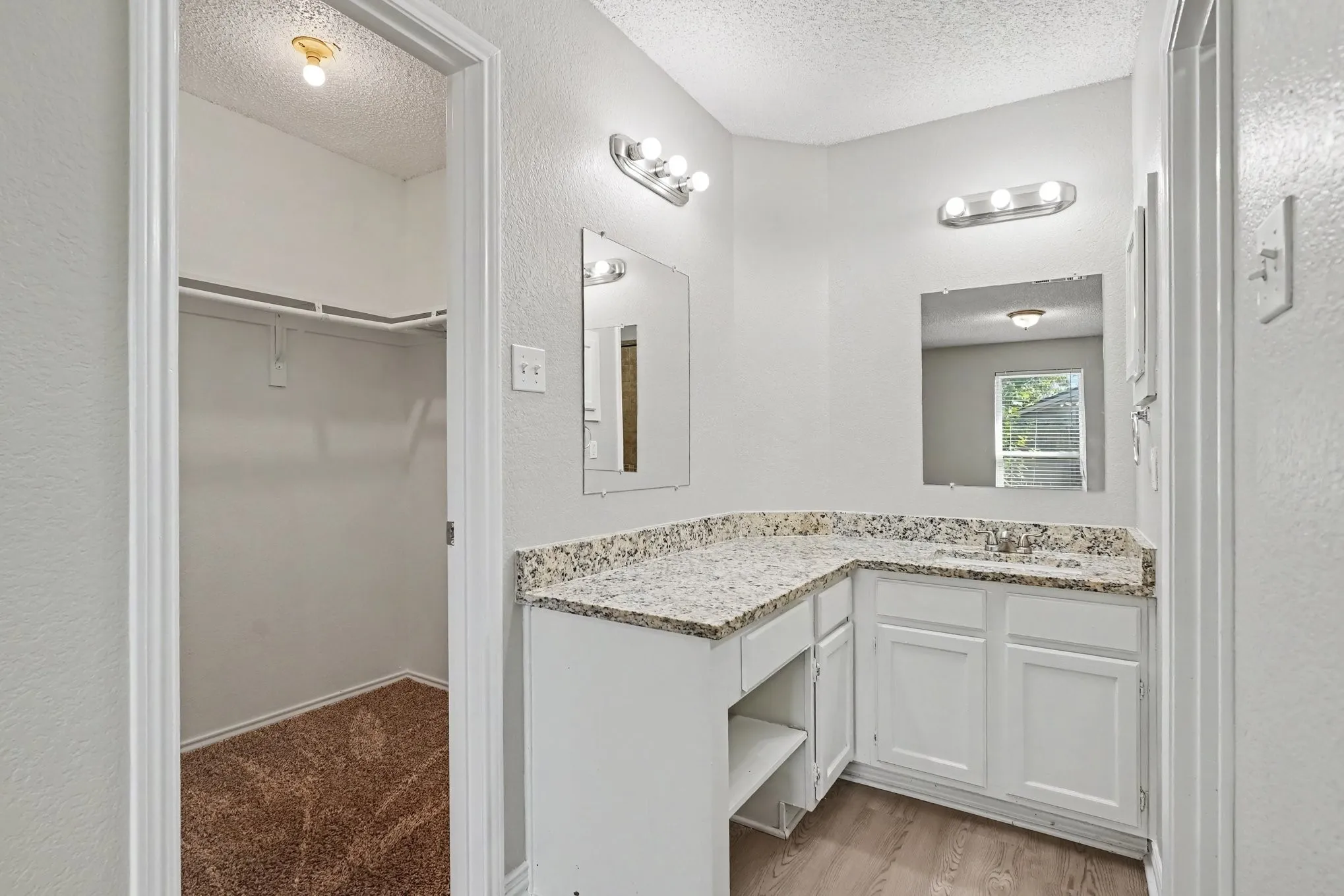 Single Family Residence For Sale in Tarrant County , 7500 Little Rock Lane, Fort Worth, Texas 76120, 3 Bedroom, 2 Bathroom, 2 Garage spaces, 1,230 Sqft, built in 1986, mls#21392665, Real Estate Agent in Fort Worth, Homes For Sale in Tarrant county, Homes For Sale in Fort Worth, Realtor in Fort Worth Texas, Real Estate Brokerage Independent Realty Texas, Luminita Cordes Realtor
