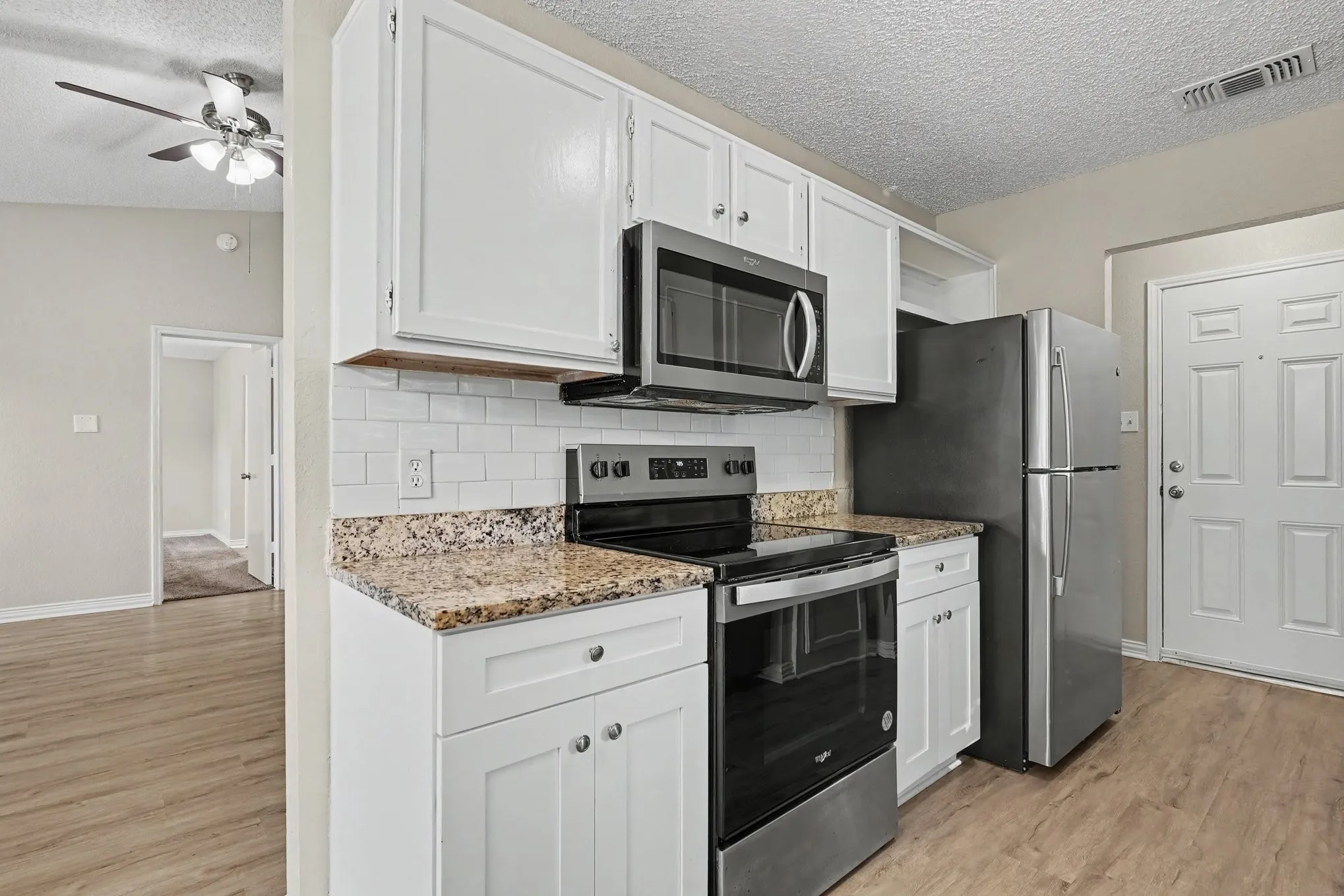 Single Family Residence For Sale in Tarrant County , 7500 Little Rock Lane, Fort Worth, Texas 76120, 3 Bedroom, 2 Bathroom, 2 Garage spaces, 1,230 Sqft, built in 1986, mls#21392665, Real Estate Agent in Fort Worth, Homes For Sale in Tarrant county, Homes For Sale in Fort Worth, Realtor in Fort Worth Texas, Real Estate Brokerage Independent Realty Texas, Luminita Cordes Realtor