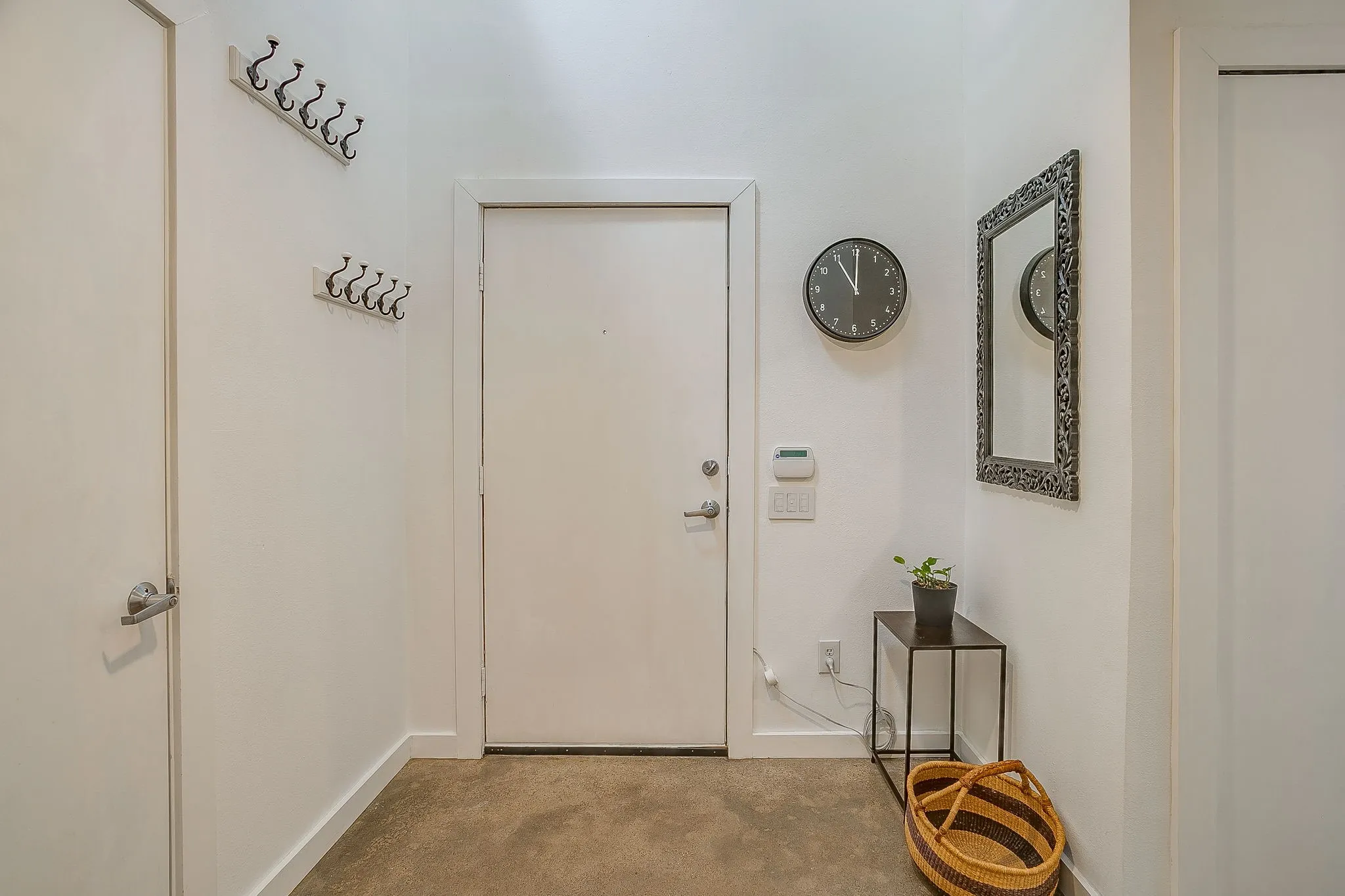 Townhouse For Sale in Dallas County , 1429 Caddo Street G, Dallas, Texas 75204, 2 Bedroom, 2 Bathroom, 2 Garage spaces, 1,808 Sqft, built in 2004, mls#21397087, Real Estate Agent in Dallas, Homes For Sale in Dallas county, Homes For Sale in Dallas, Realtor in Dallas Texas, Real Estate Brokerage Independent Realty Texas, Luminita Cordes Realtor