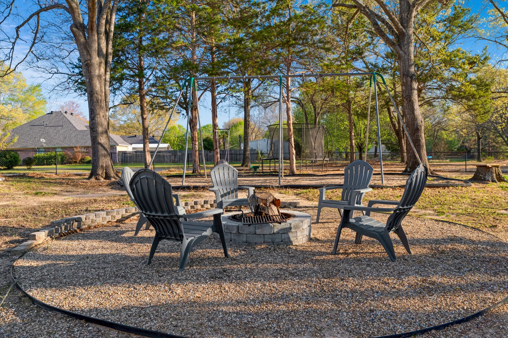 Single Family Residence For Sale in Lamar County , 390 Timber Lakes Drive, Powderly, Texas 75473, 4 Bedroom, 4 Bathroom, 2 Garage spaces, 4,802 Sqft, built in 1993, mls#21397717, Real Estate Agent in Powderly, Homes For Sale in Lamar county, Homes For Sale in Powderly, Realtor in Powderly Texas, Real Estate Brokerage Independent Realty Texas, Luminita Cordes Realtor