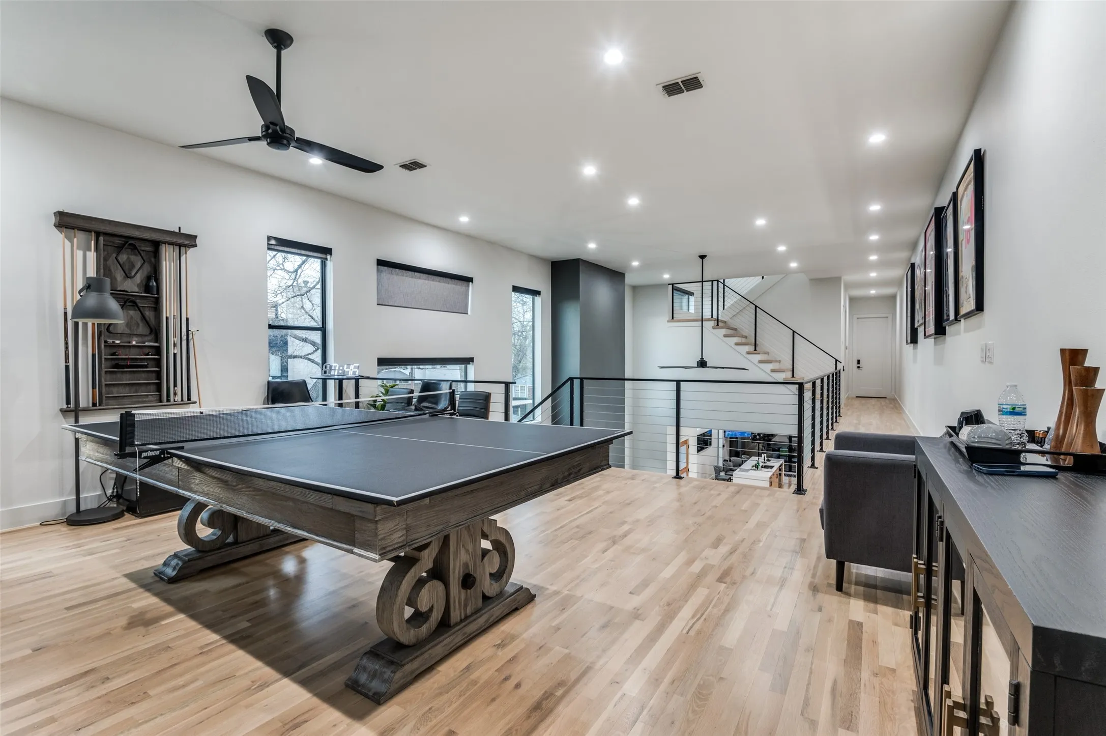 Single Family Residence For Sale in Dallas County , 5441 Melrose Avenue, Dallas, Texas 75206, 3 Bedroom, 3 Bathroom, 2 Garage spaces, 3,343 Sqft, built in 2019, mls#21396339, Real Estate Agent in Dallas, Homes For Sale in Dallas county, Homes For Sale in Dallas, Realtor in Dallas Texas, Real Estate Brokerage Independent Realty Texas, Luminita Cordes Realtor