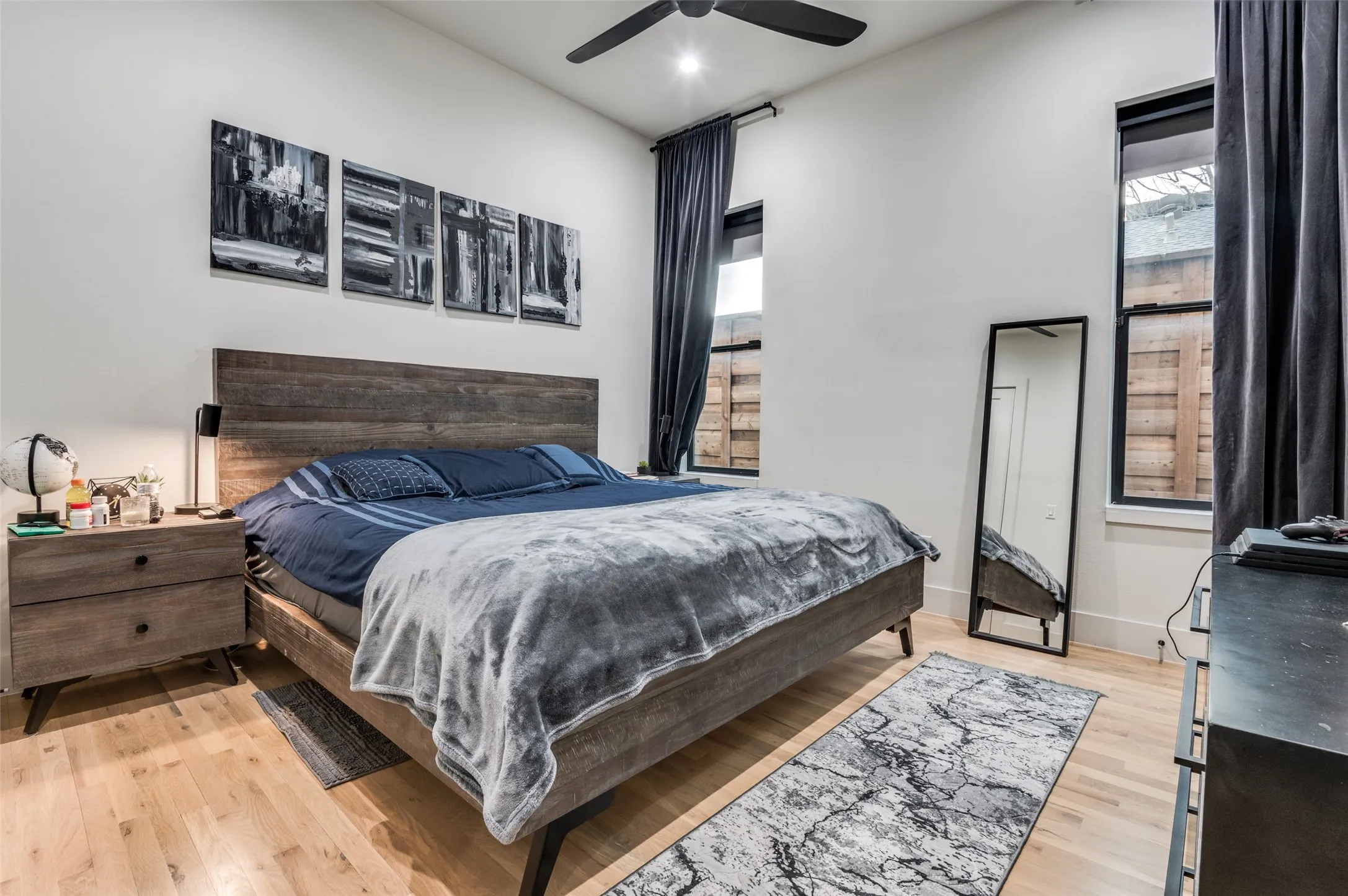 Single Family Residence For Sale in Dallas County , 5441 Melrose Avenue, Dallas, Texas 75206, 3 Bedroom, 3 Bathroom, 2 Garage spaces, 3,343 Sqft, built in 2019, mls#21396339, Real Estate Agent in Dallas, Homes For Sale in Dallas county, Homes For Sale in Dallas, Realtor in Dallas Texas, Real Estate Brokerage Independent Realty Texas, Luminita Cordes Realtor