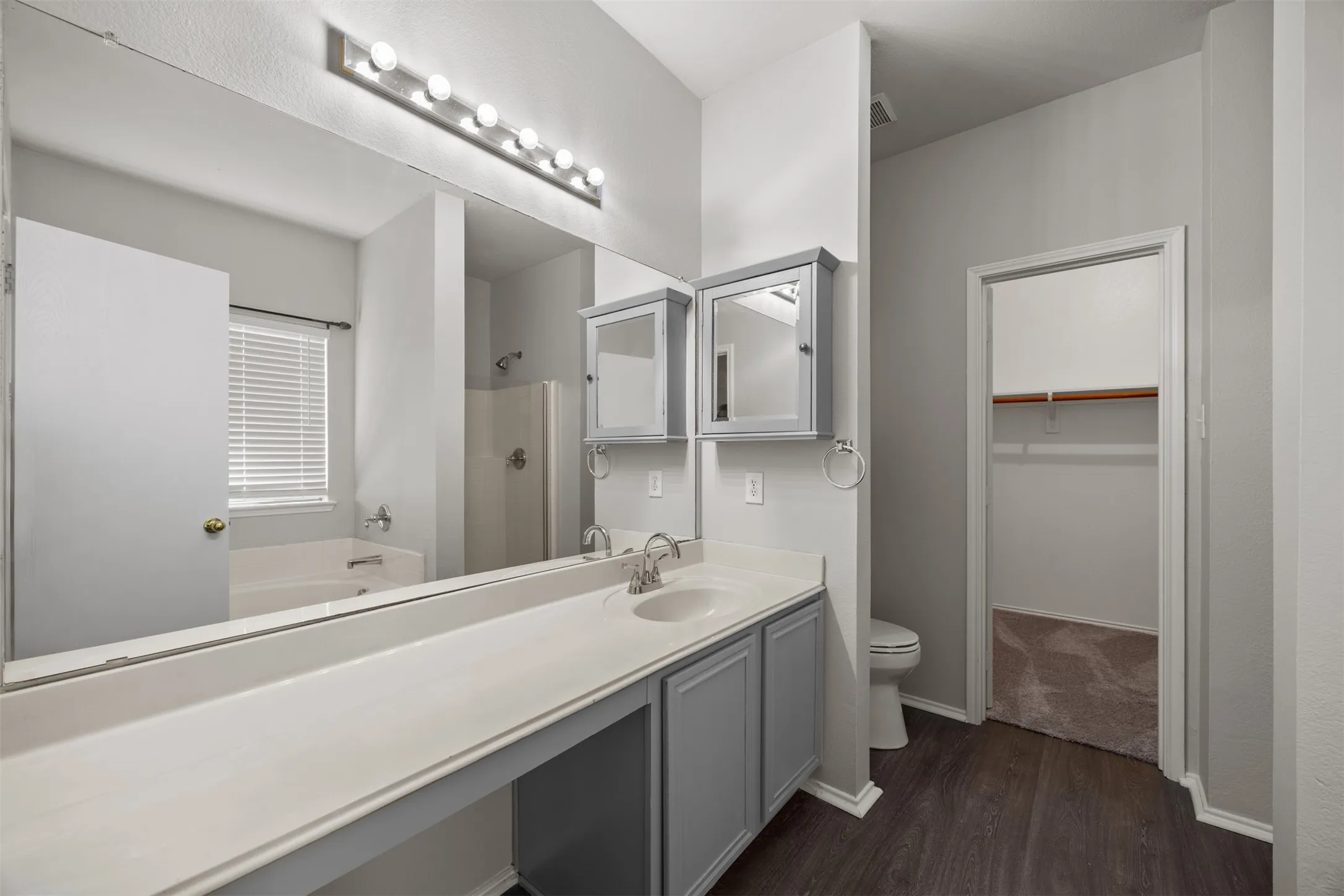 Single Family Residence For Rent in Collin County , 1100 Chesterfield Drive, Mc Kinney, Texas 75071, 3 Bedroom, 3 Bathroom, 2 Garage spaces, 2,176 Sqft, built in 2003, mls#21395516, Real Estate Agent in Mc Kinney, Homes For Rent in Collin county, Homes For Rent in Mc Kinney, Realtor in Mc Kinney Texas, Real Estate Brokerage Independent Realty Texas, Luminita Cordes Realtor