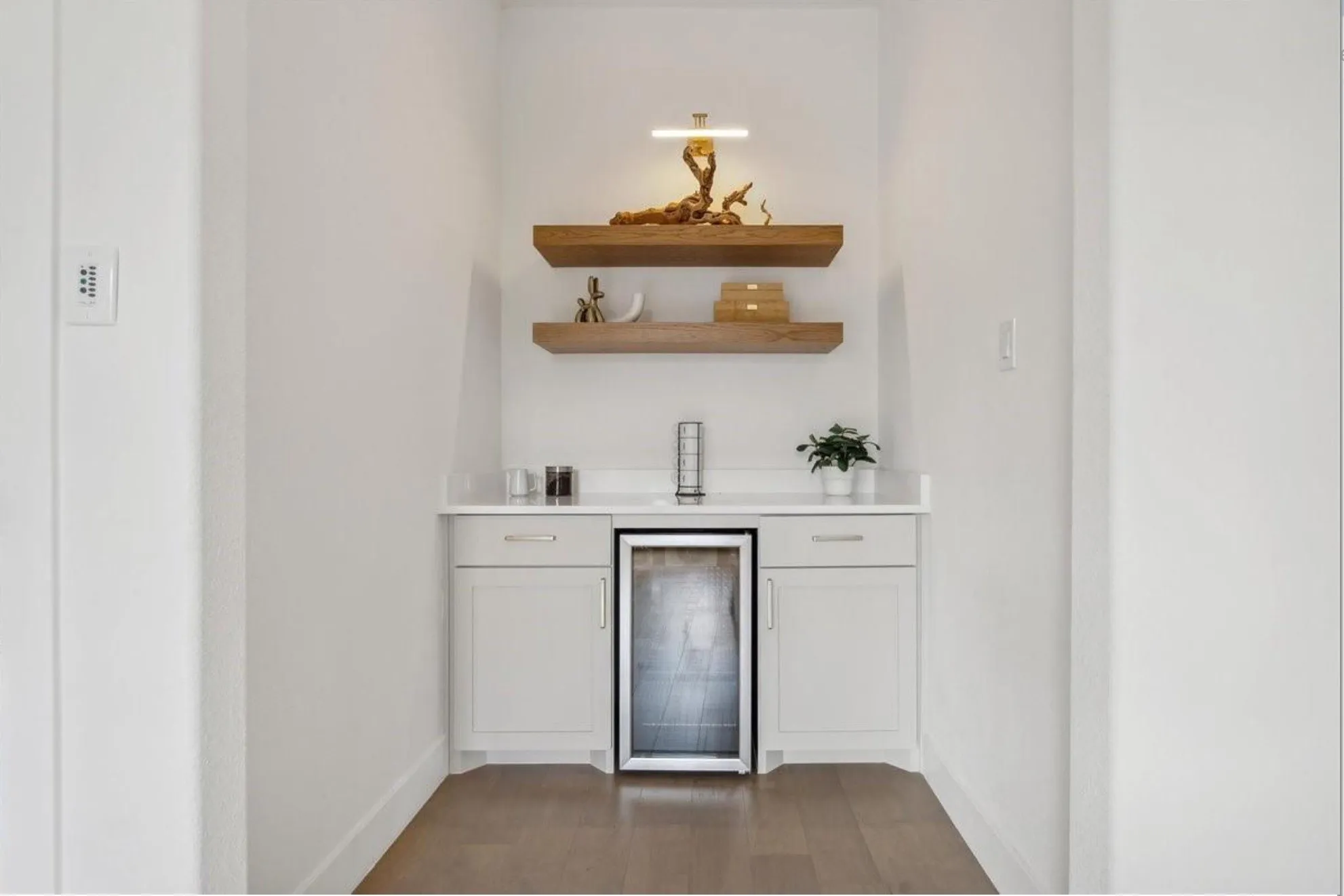 Integrated beverage cooler with frosted glass door