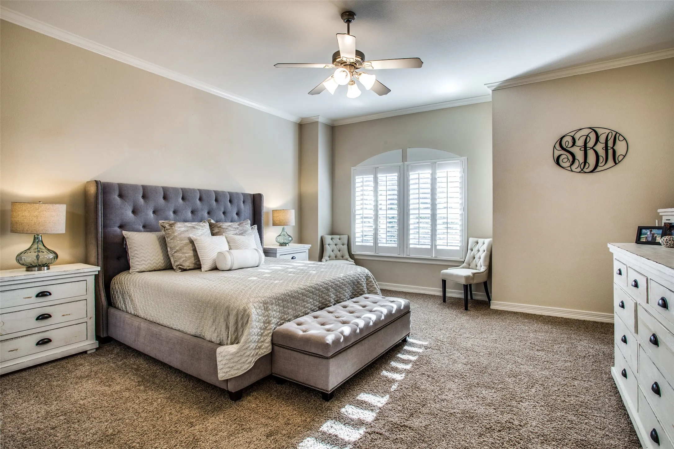Condominium For Rent in Dallas County , 3610 Gillespie Street 11, Dallas, Texas 75219, 3 Bedroom, 4 Bathroom, 2 Garage spaces, 2,356 Sqft, built in 2004, mls#21397738, Real Estate Agent in Dallas, Homes For Rent in Dallas county, Homes For Rent in Dallas, Realtor in Dallas Texas, Real Estate Brokerage Independent Realty Texas, Luminita Cordes Realtor
