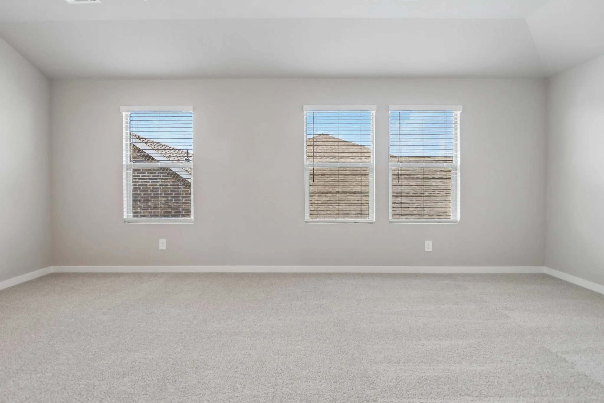 Photo is not of the actual home, but is an inspirational photo of builder’s model home and may depict options, furnishings, and/or decorator features that are not included.