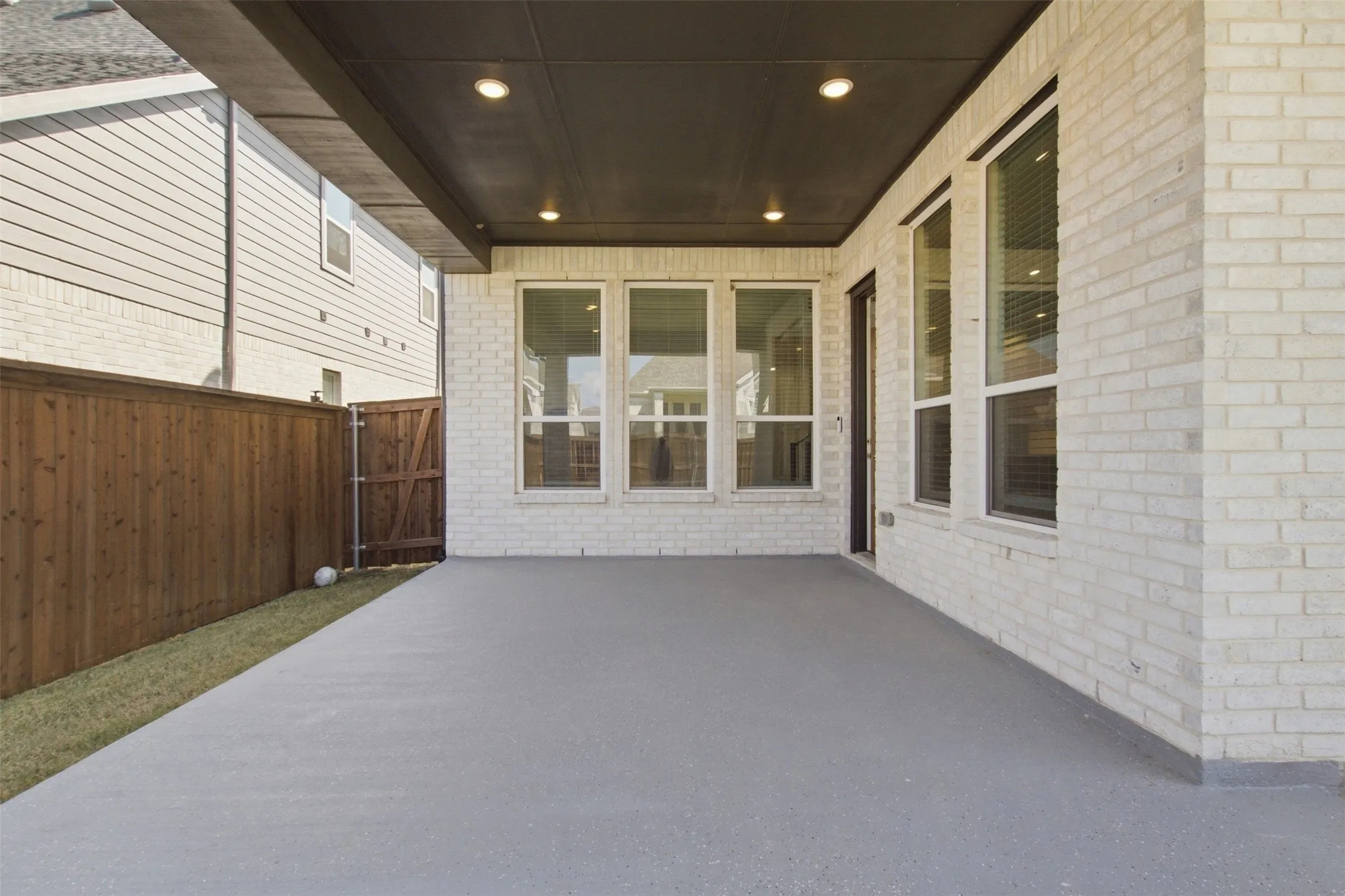 Single Family Residence For Sale in Rockwall County , 1437 Trevi Road, Fate, Texas 75087, 4 Bedroom, 3 Bathroom, 2 Garage spaces, 2,971 Sqft, built in 2024, mls#21393084, Real Estate Agent in Fate, Homes For Sale in Rockwall county, Homes For Sale in Fate, Realtor in Fate Texas, Real Estate Brokerage Independent Realty Texas, Luminita Cordes Realtor