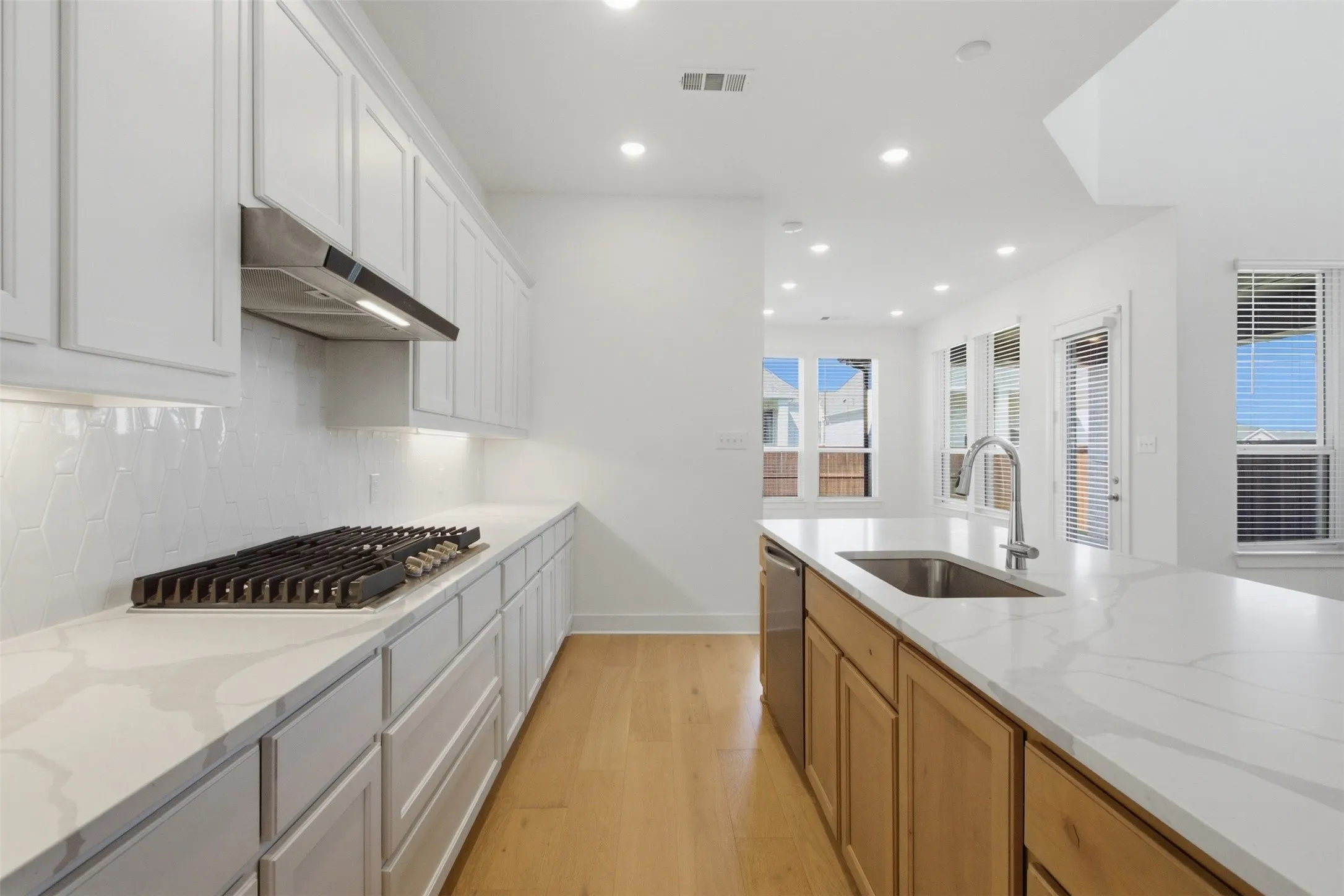 Single Family Residence For Sale in Rockwall County , 1437 Trevi Road, Fate, Texas 75087, 4 Bedroom, 3 Bathroom, 2 Garage spaces, 2,971 Sqft, built in 2024, mls#21393084, Real Estate Agent in Fate, Homes For Sale in Rockwall county, Homes For Sale in Fate, Realtor in Fate Texas, Real Estate Brokerage Independent Realty Texas, Luminita Cordes Realtor