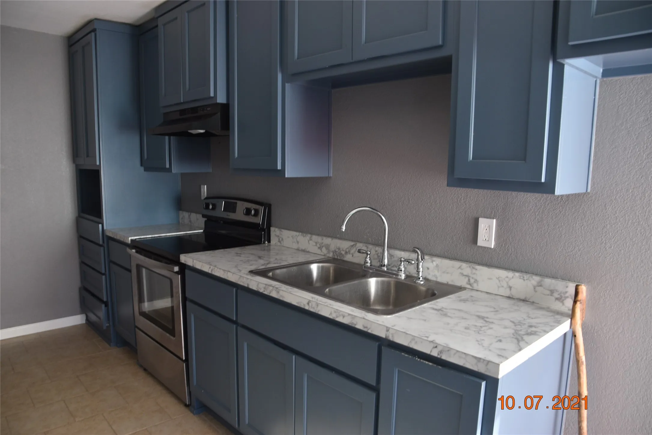 Single Family Residence For Rent in Erath County , 670 W Oak Street, Stephenville, Texas 76401, 2 Bedroom, 1 Bathroom, Garage spaces, 858 Sqft, built in 1920, mls#21397728, Real Estate Agent in Stephenville, Homes For Rent in Erath county, Homes For Rent in Stephenville, Realtor in Stephenville Texas, Real Estate Brokerage Independent Realty Texas, Luminita Cordes Realtor