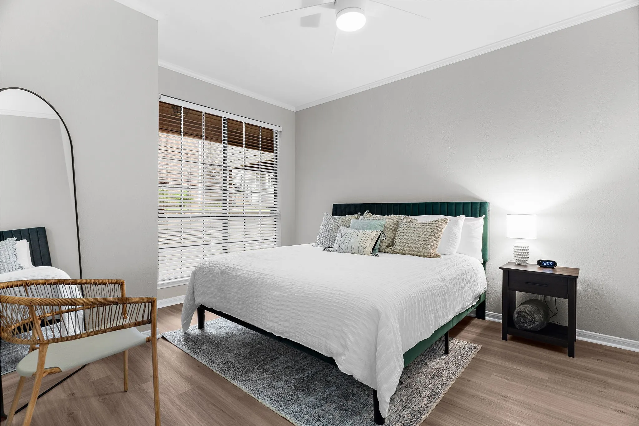 Condominium For Rent in Dallas County , 8545 Midpark Road 51, Dallas, Texas 75240, 1 Bedroom, 1 Bathroom, Garage spaces, 703 Sqft, built in 1982, mls#21395581, Real Estate Agent in Dallas, Homes For Rent in Dallas county, Homes For Rent in Dallas, Realtor in Dallas Texas, Real Estate Brokerage Independent Realty Texas, Luminita Cordes Realtor